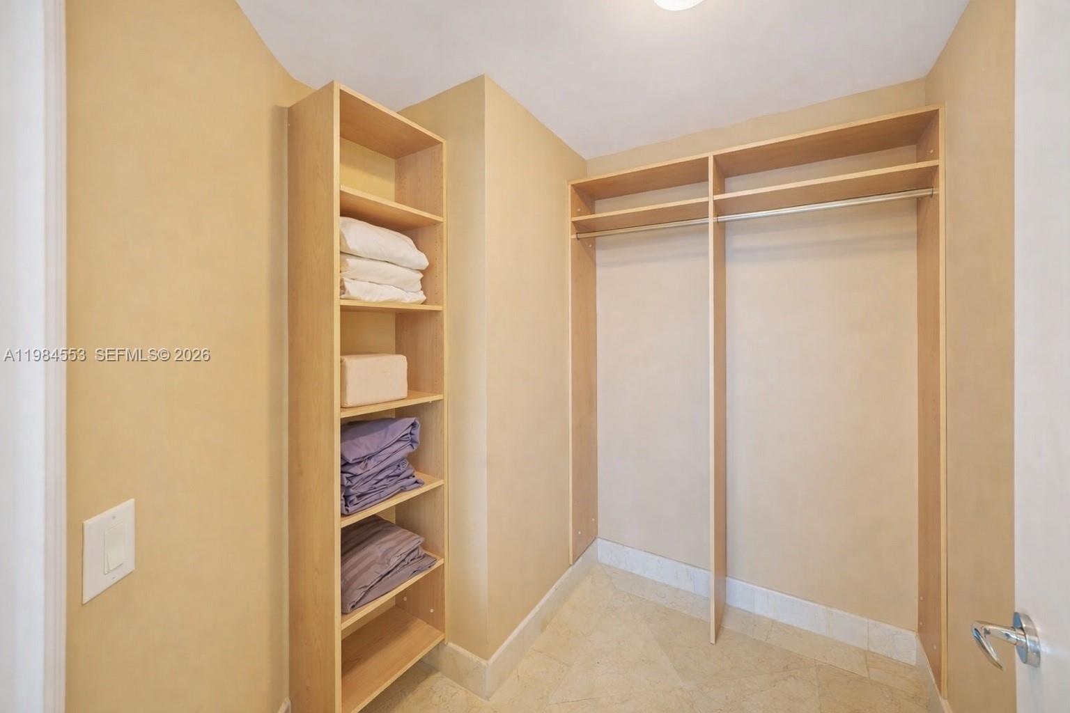 21200 Point Pl #1901, Aventura FL 33180
