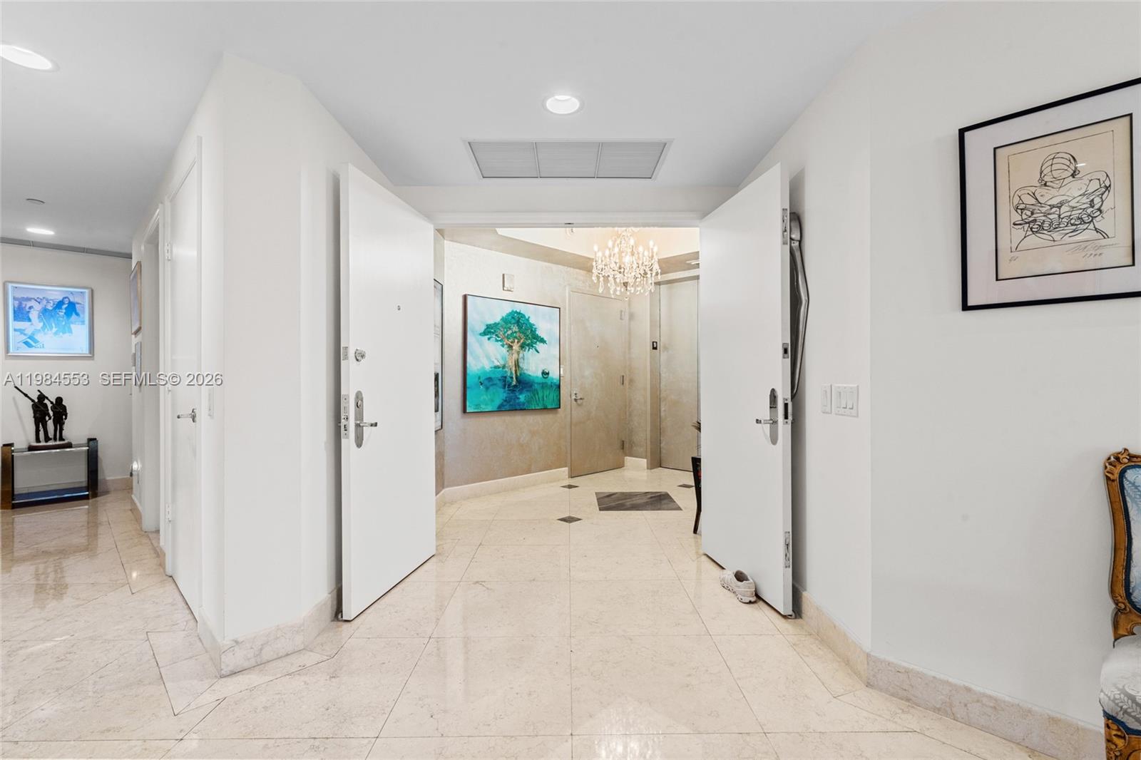 21200 Point Pl #1901, Aventura FL 33180