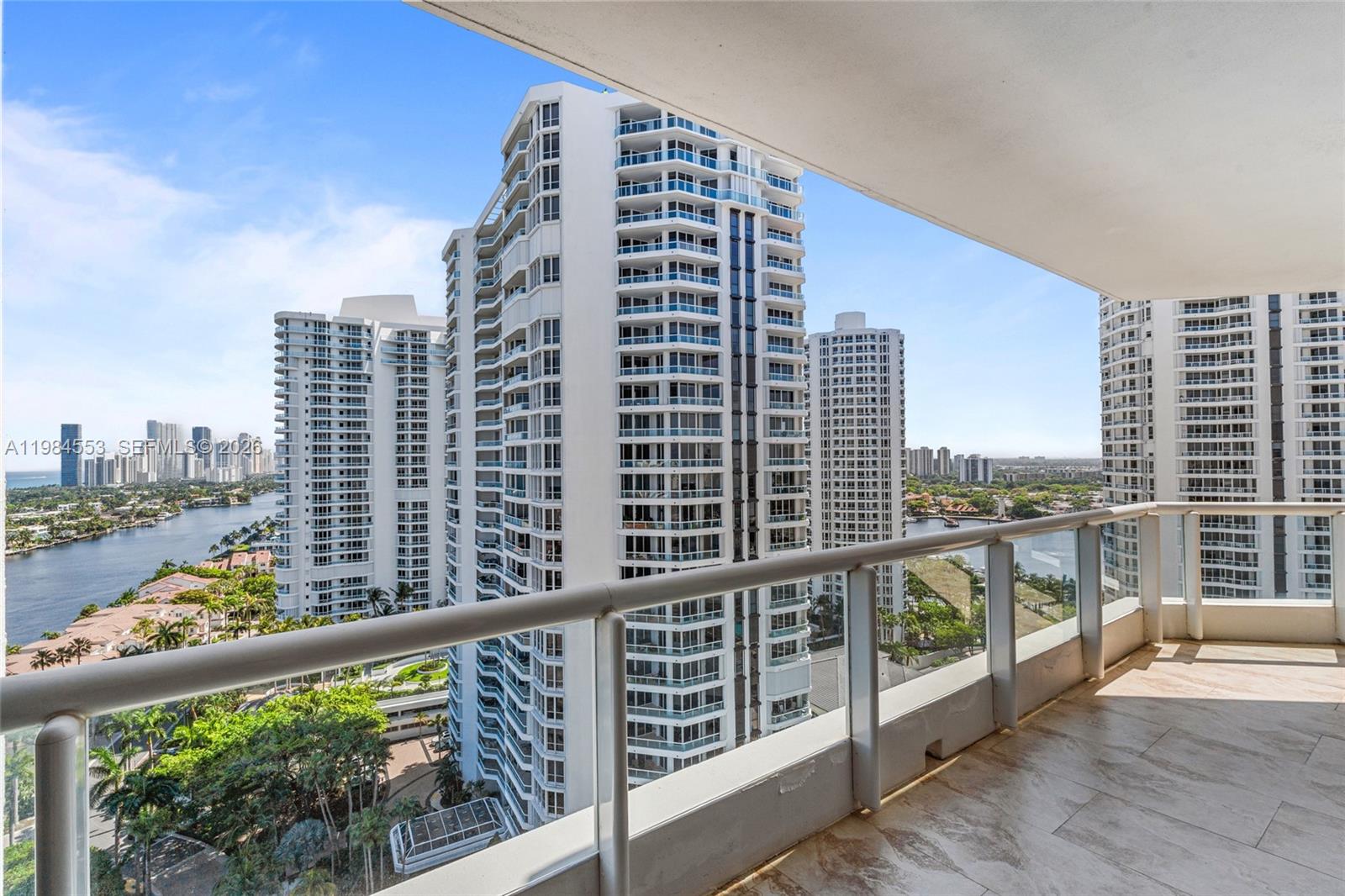 21200 Point Pl #1901, Aventura FL 33180