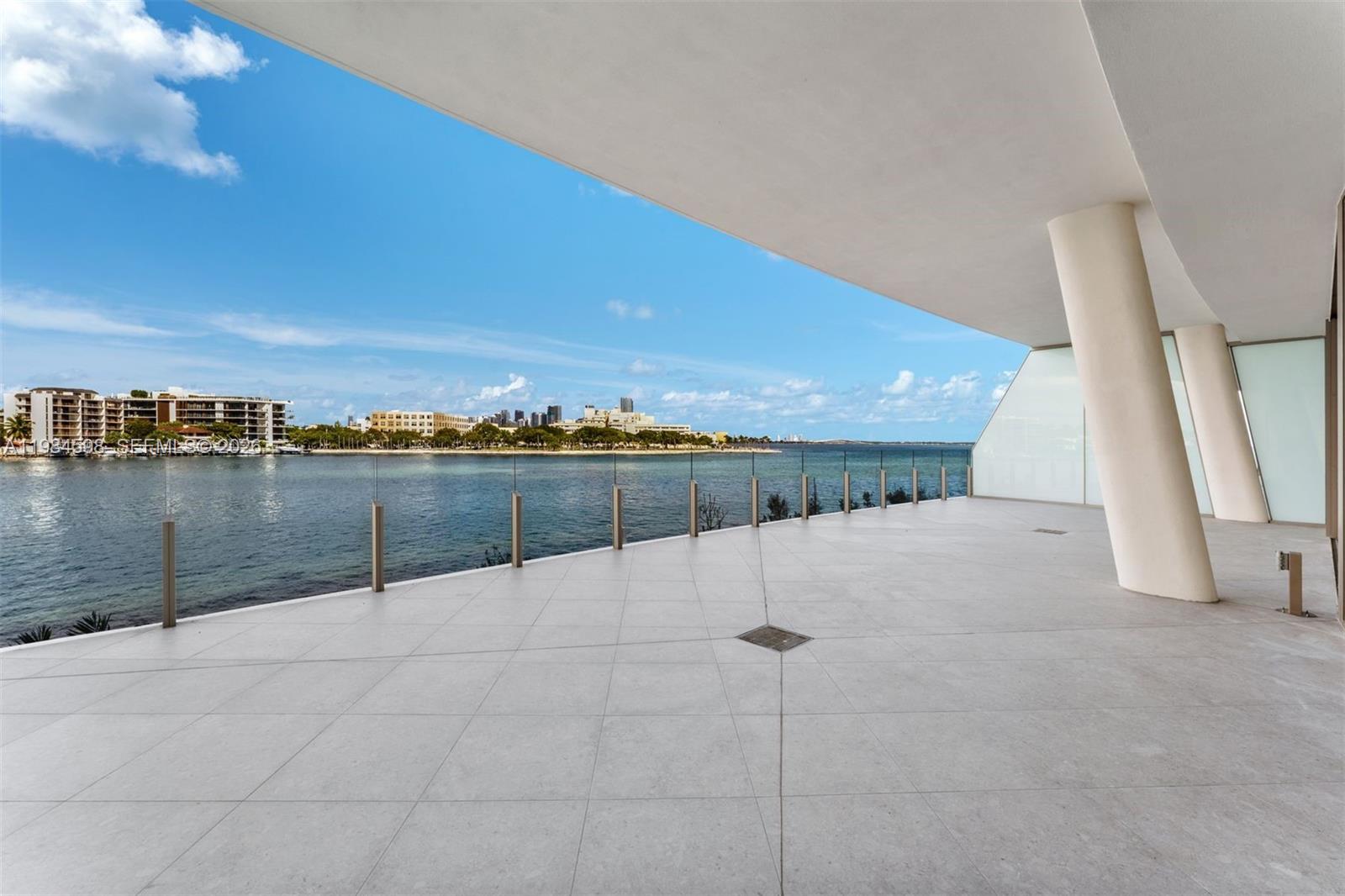 5 Grove Isle Dr #L204, Coconut Grove FL 33133
