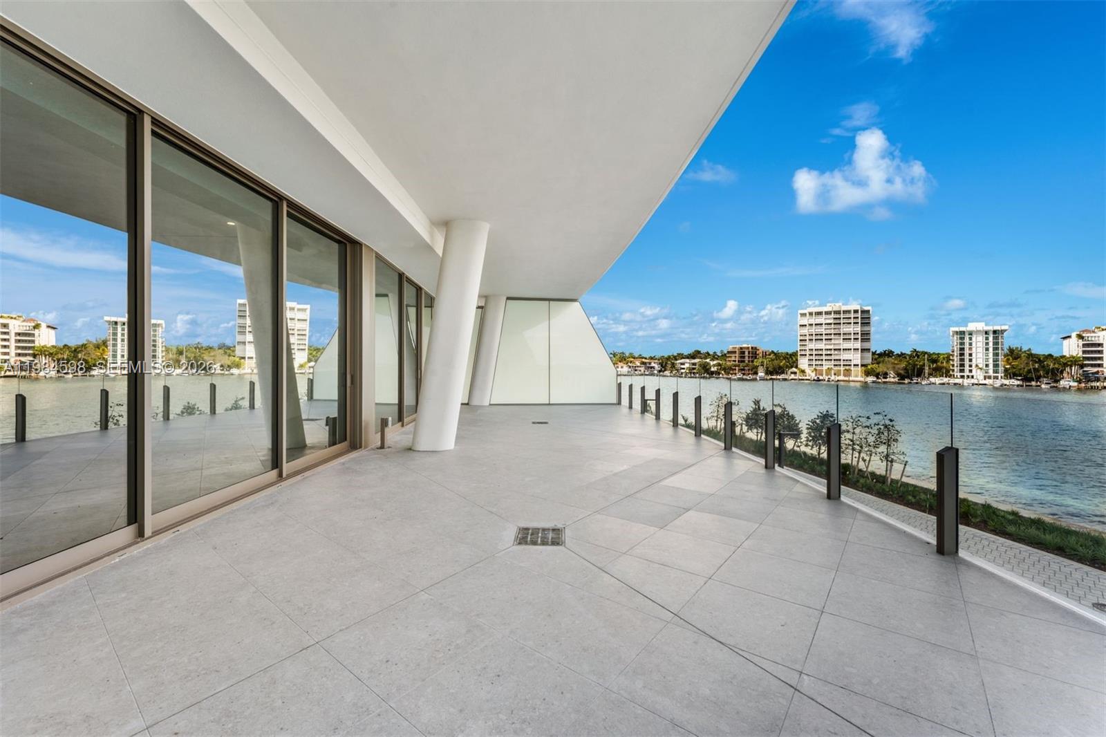 5 Grove Isle Dr #L204, Coconut Grove FL 33133