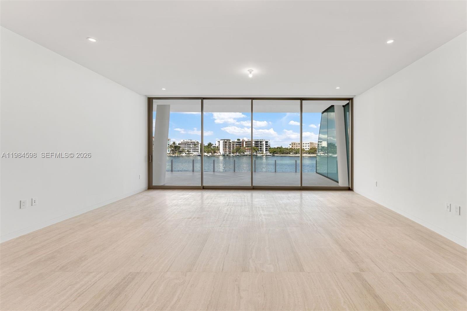 5 Grove Isle Dr #L204, Coconut Grove FL 33133