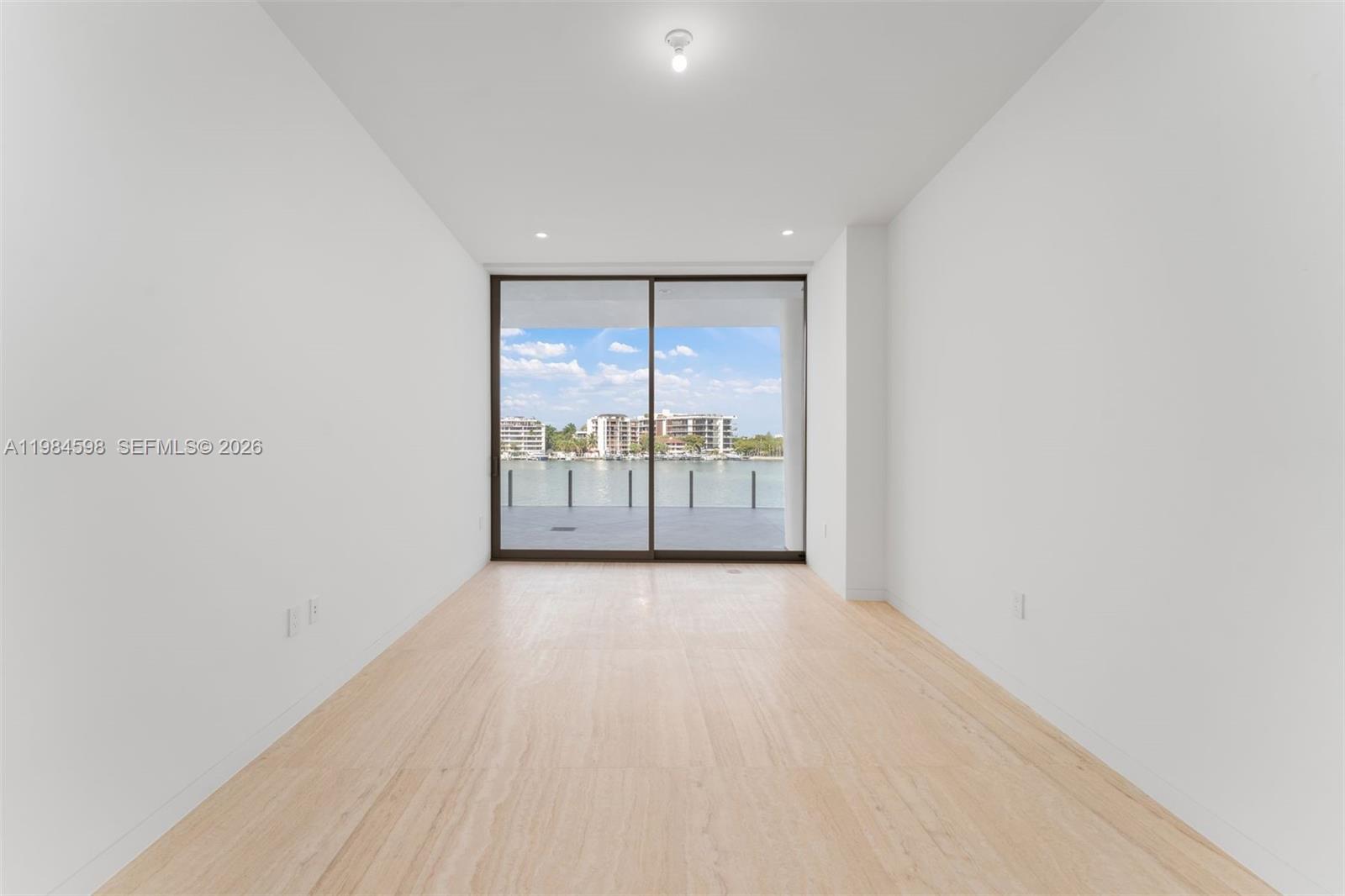 5 Grove Isle Dr #L204, Coconut Grove FL 33133