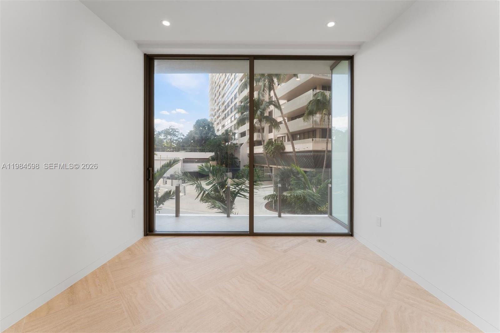 5 Grove Isle Dr #L204, Coconut Grove FL 33133