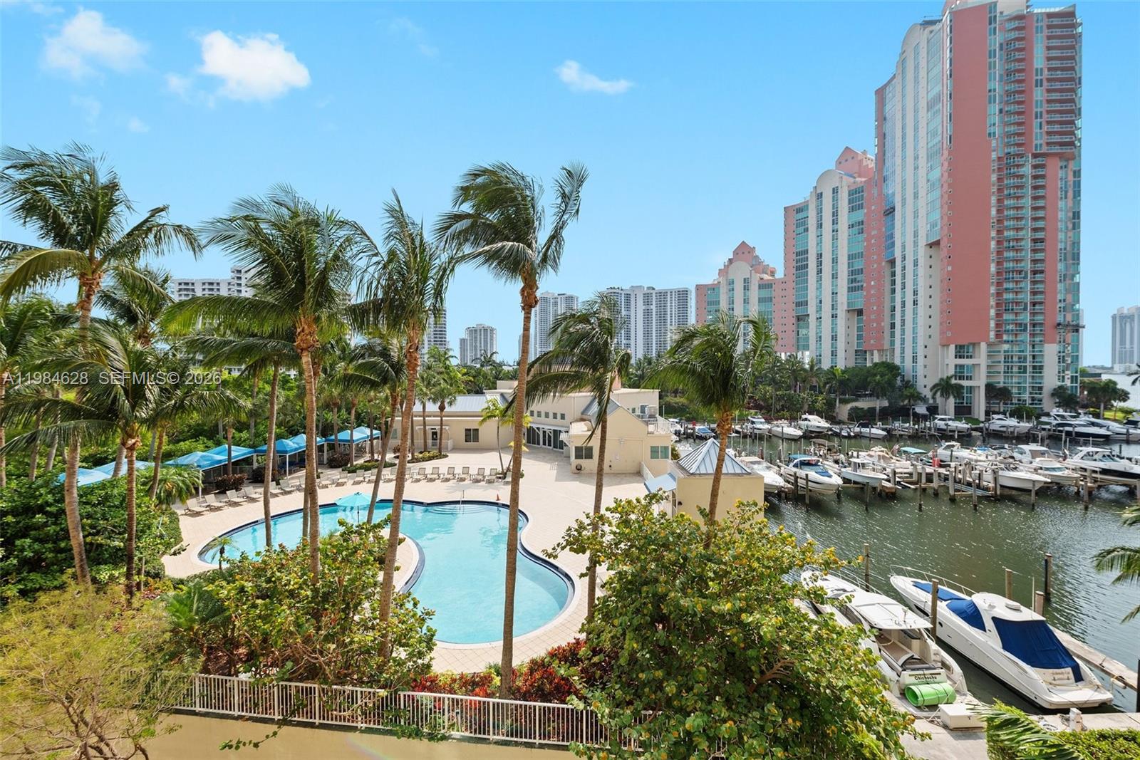3340 NE 190th St #504, Aventura FL 33180