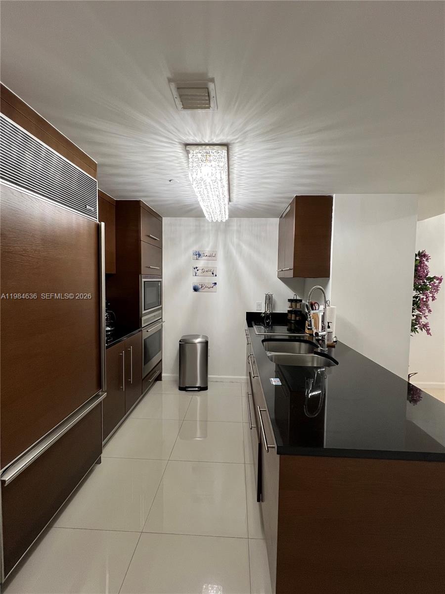 485 Brickell Ave #4109, Miami FL 33131