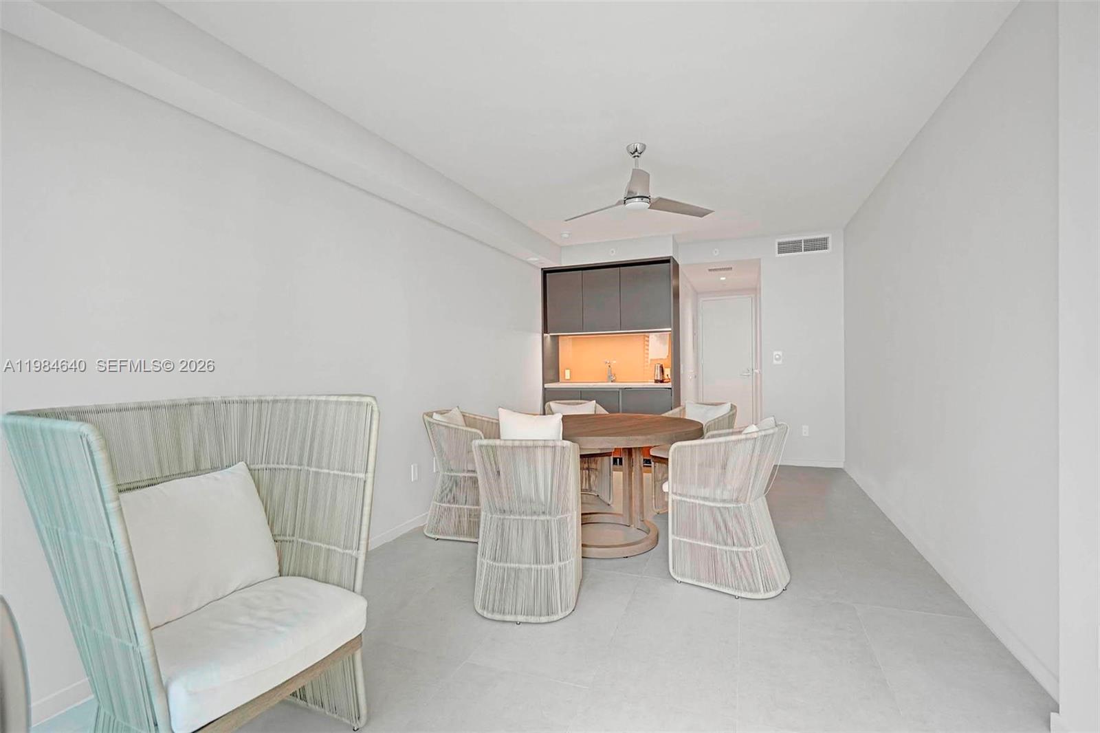 18975 Collins Ave #Cabana 8, Sunny Isles Beach FL 33160