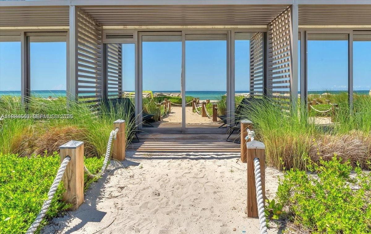18975 Collins Ave #Cabana 8, Sunny Isles Beach FL 33160