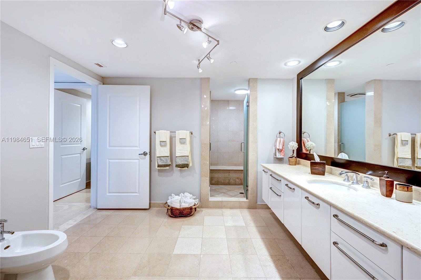 3101 S Ocean Dr #3203, Hollywood FL 33019