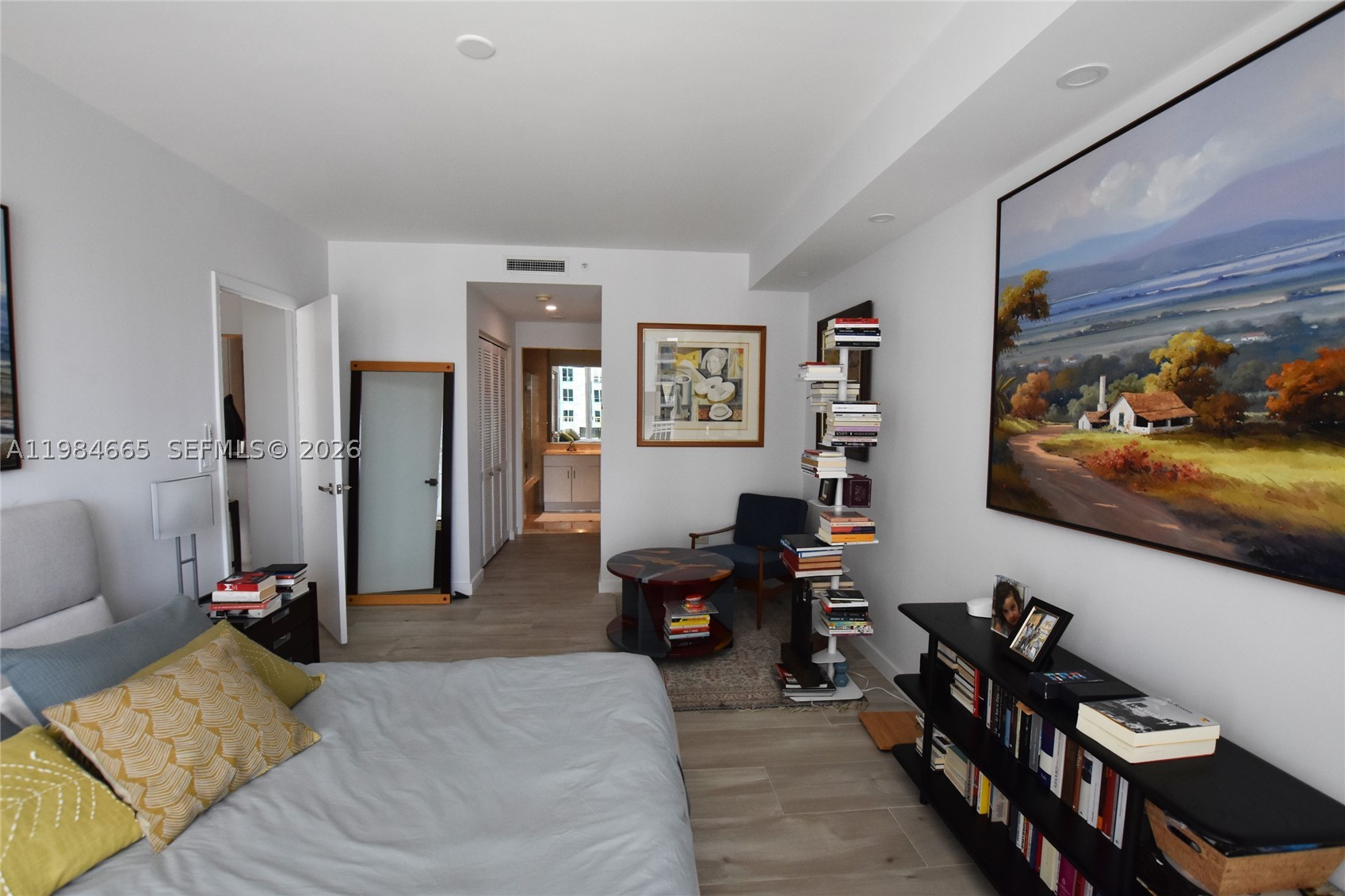 801 Brickell Key Blvd #1209, Miami FL 33131