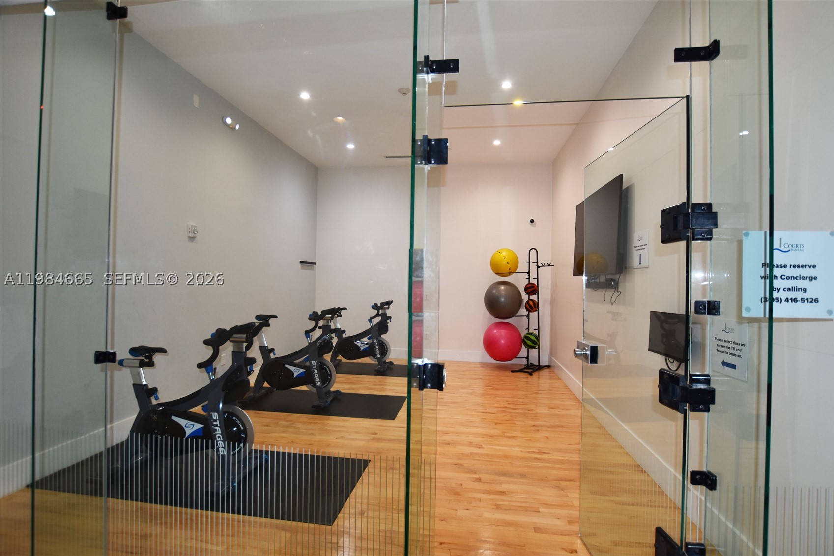 801 Brickell Key Blvd #1209, Miami FL 33131