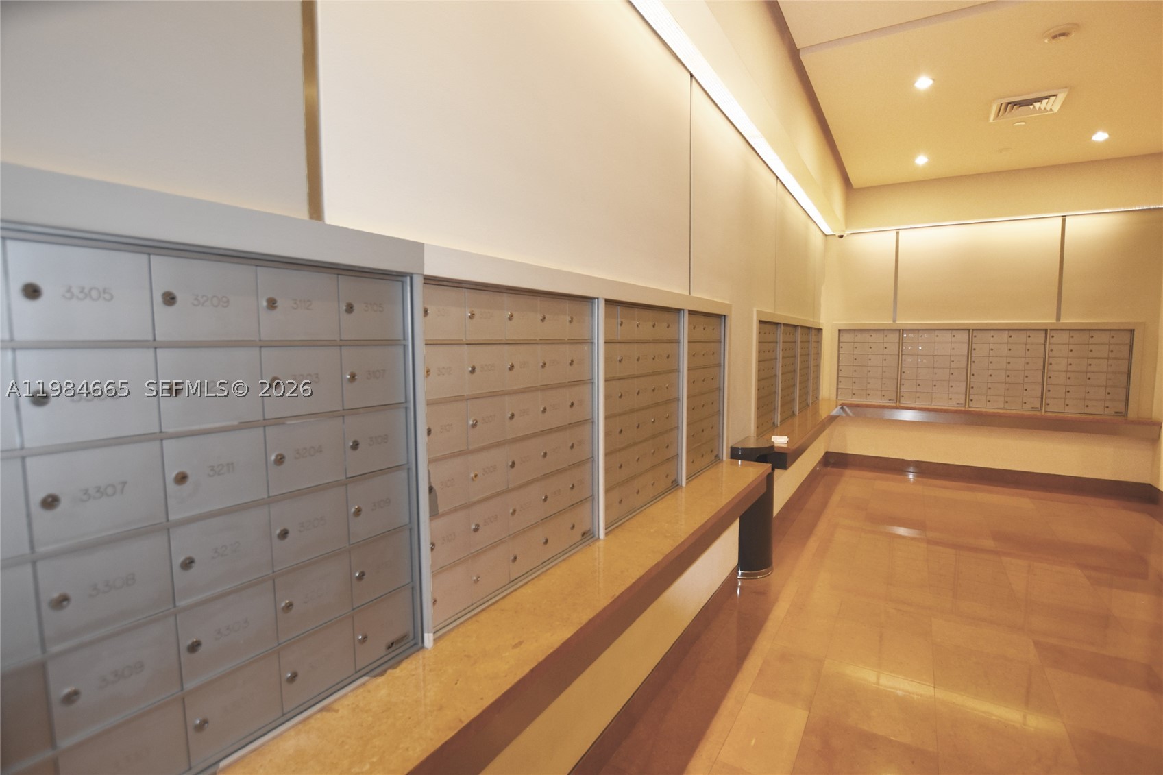 801 Brickell Key Blvd #1209, Miami FL 33131