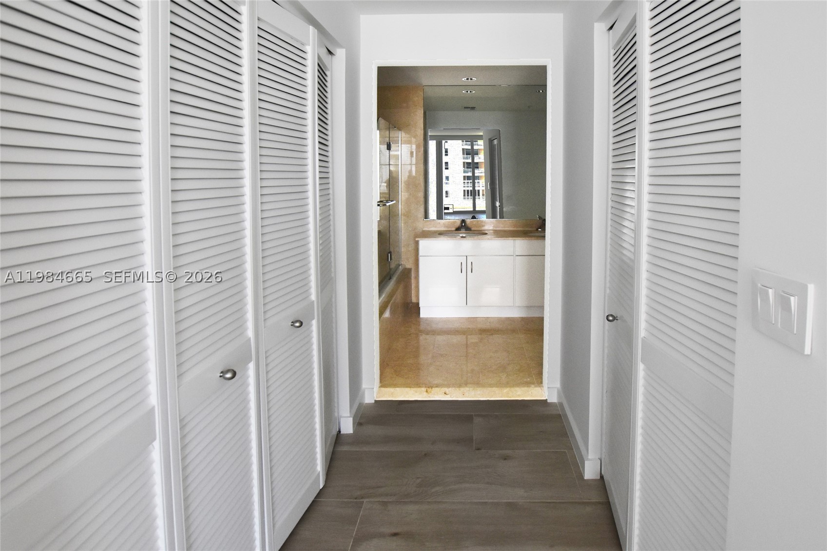801 Brickell Key Blvd #1209, Miami FL 33131
