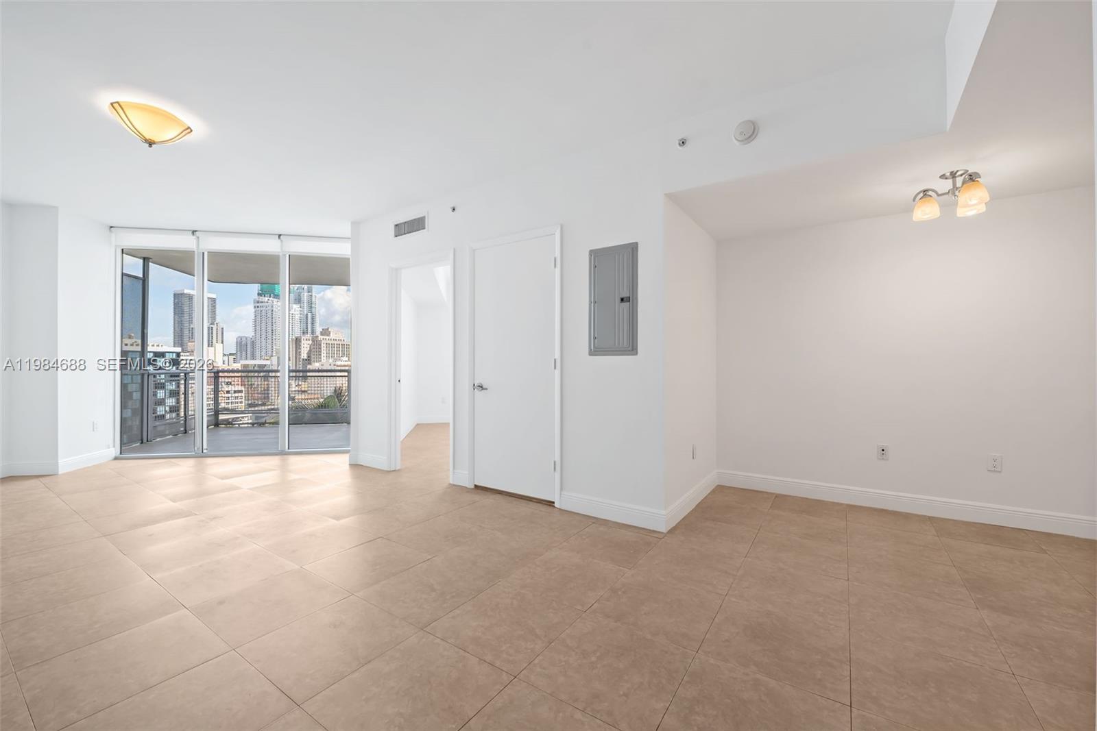 350 S Miami Ave #1409, Miami FL 33130
