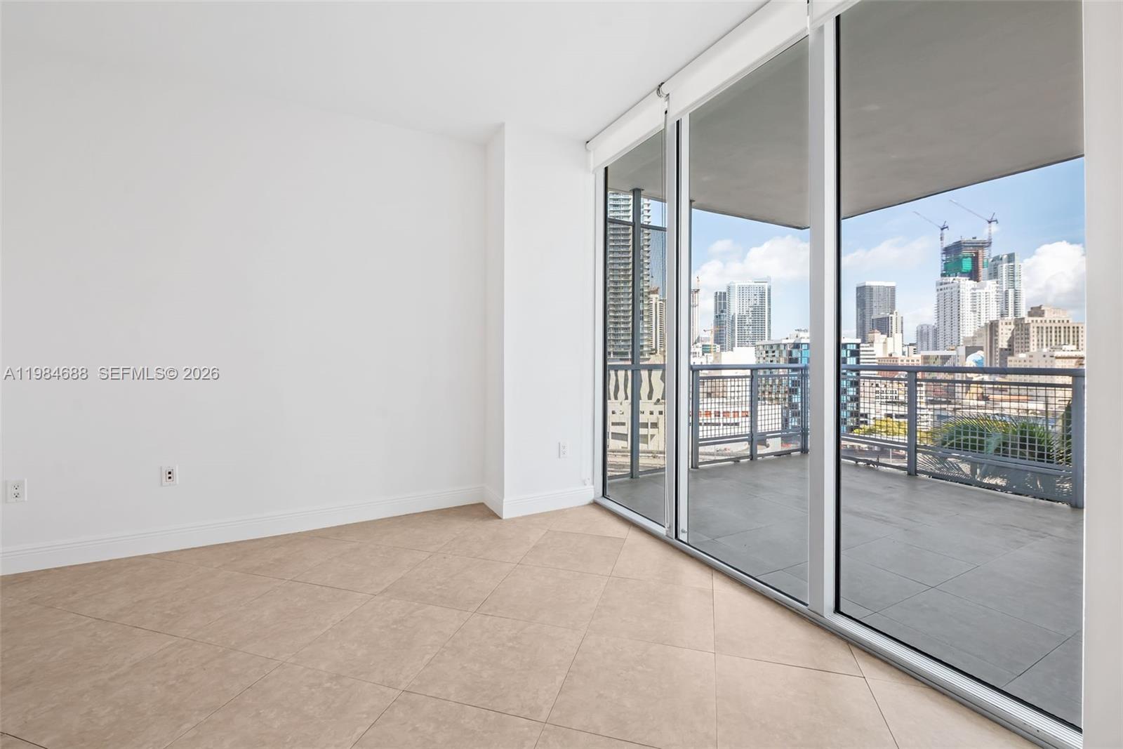 350 S Miami Ave #1409, Miami FL 33130
