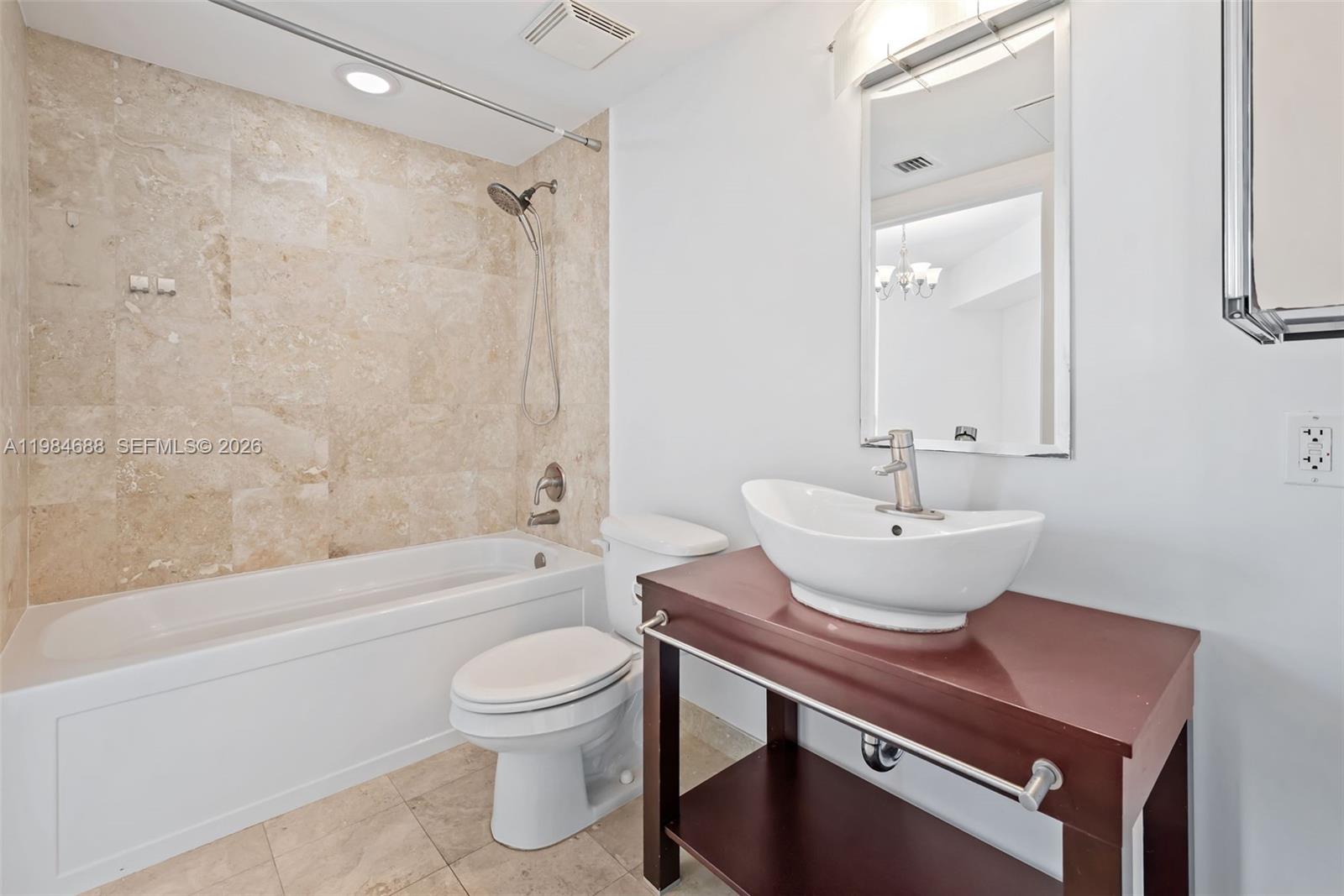 350 S Miami Ave #1409, Miami FL 33130