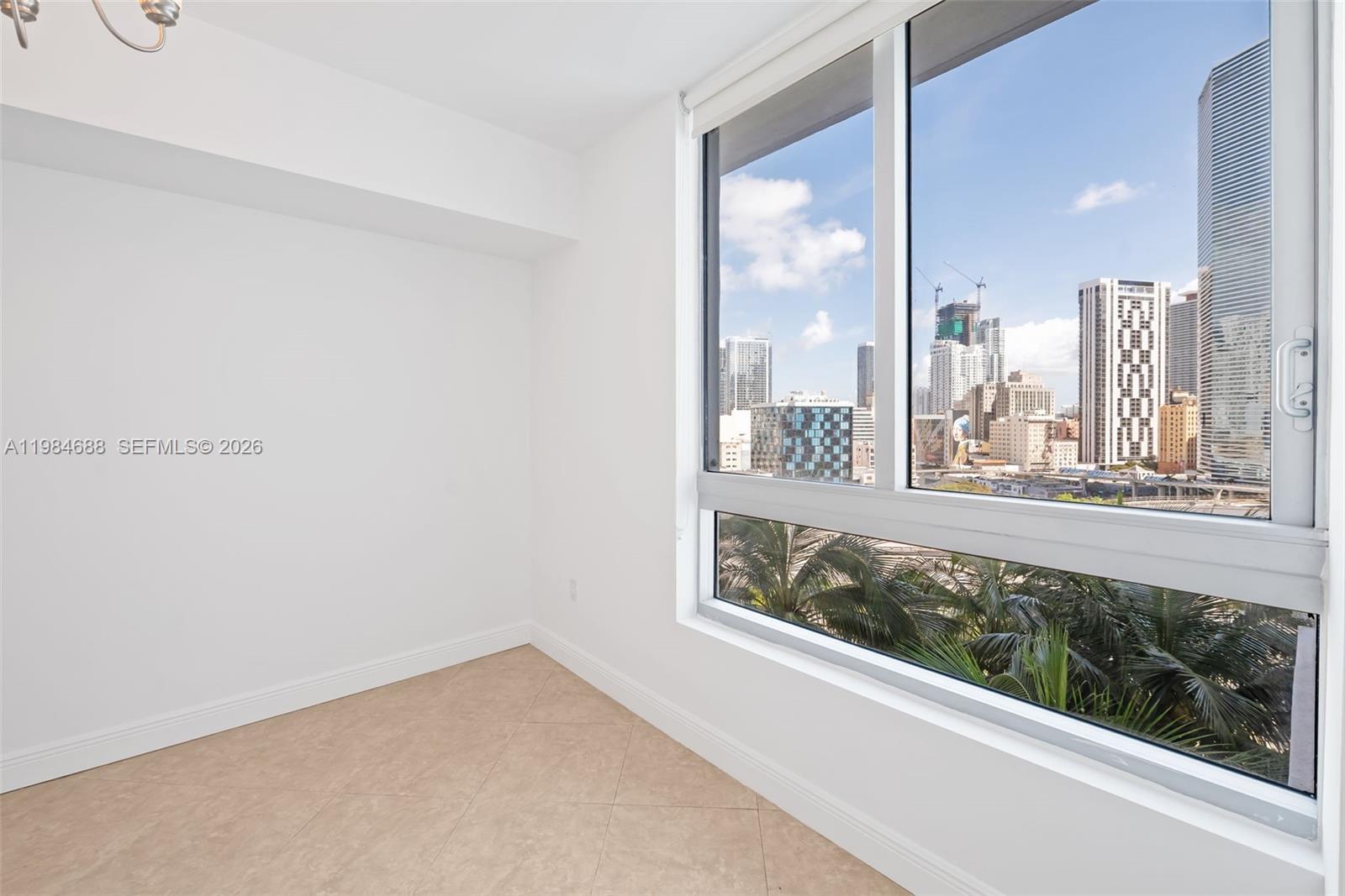 350 S Miami Ave #1409, Miami FL 33130