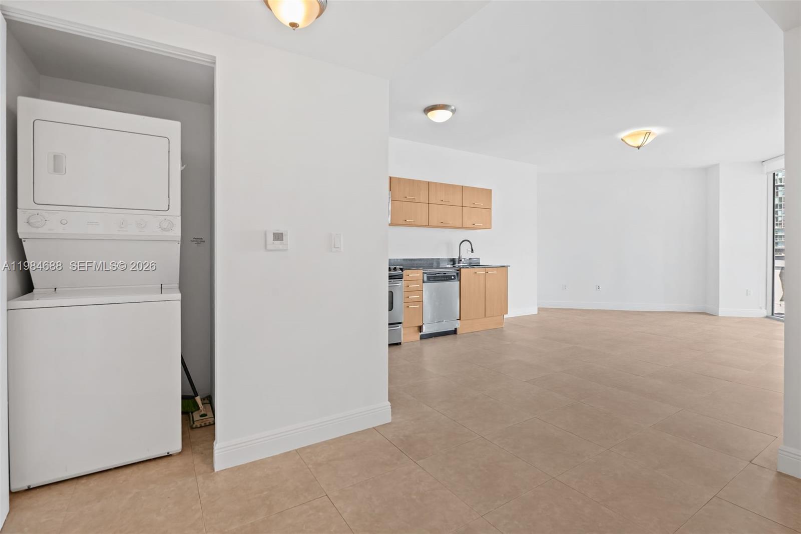 350 S Miami Ave #1409, Miami FL 33130