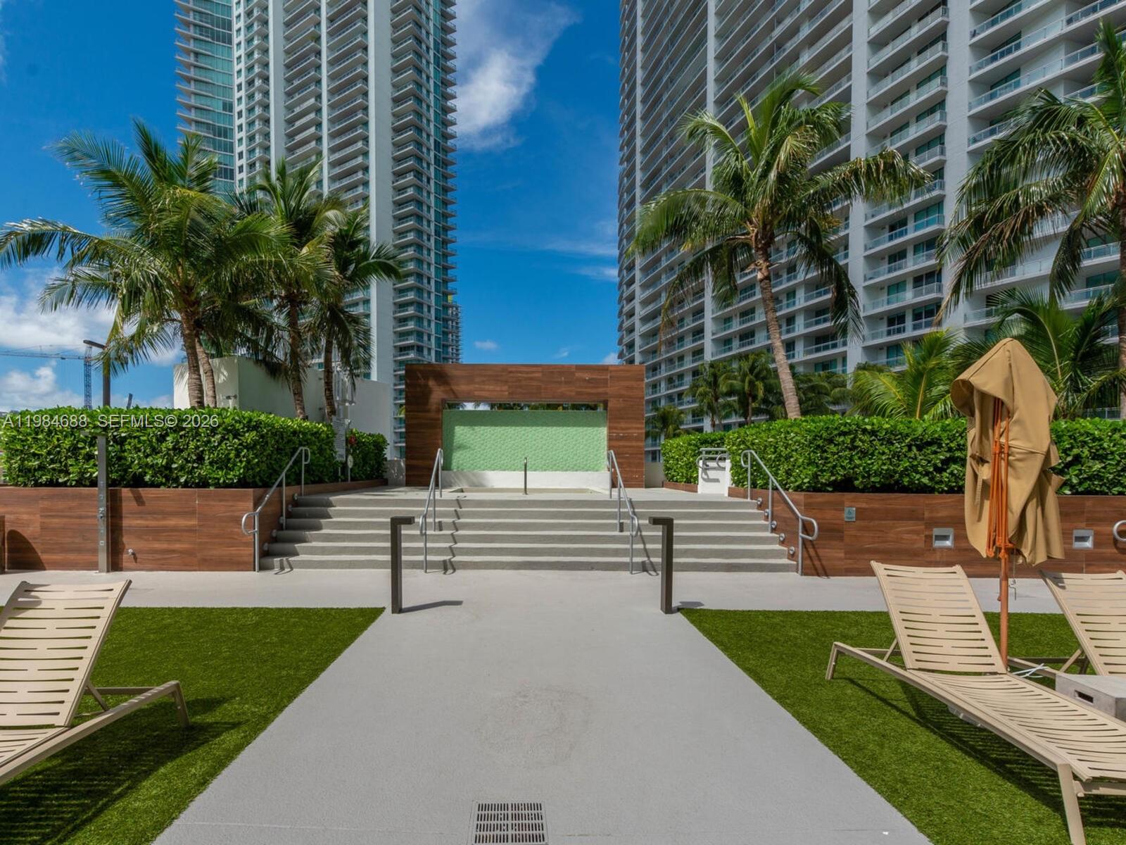 350 S Miami Ave #1409, Miami FL 33130