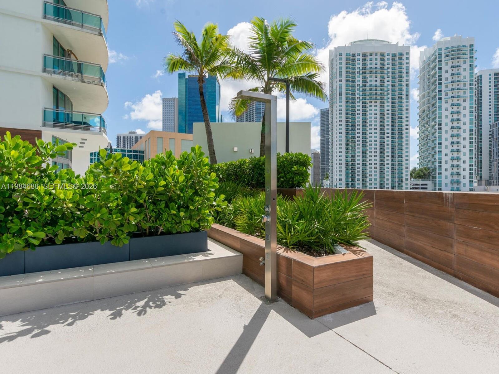 350 S Miami Ave #1409, Miami FL 33130
