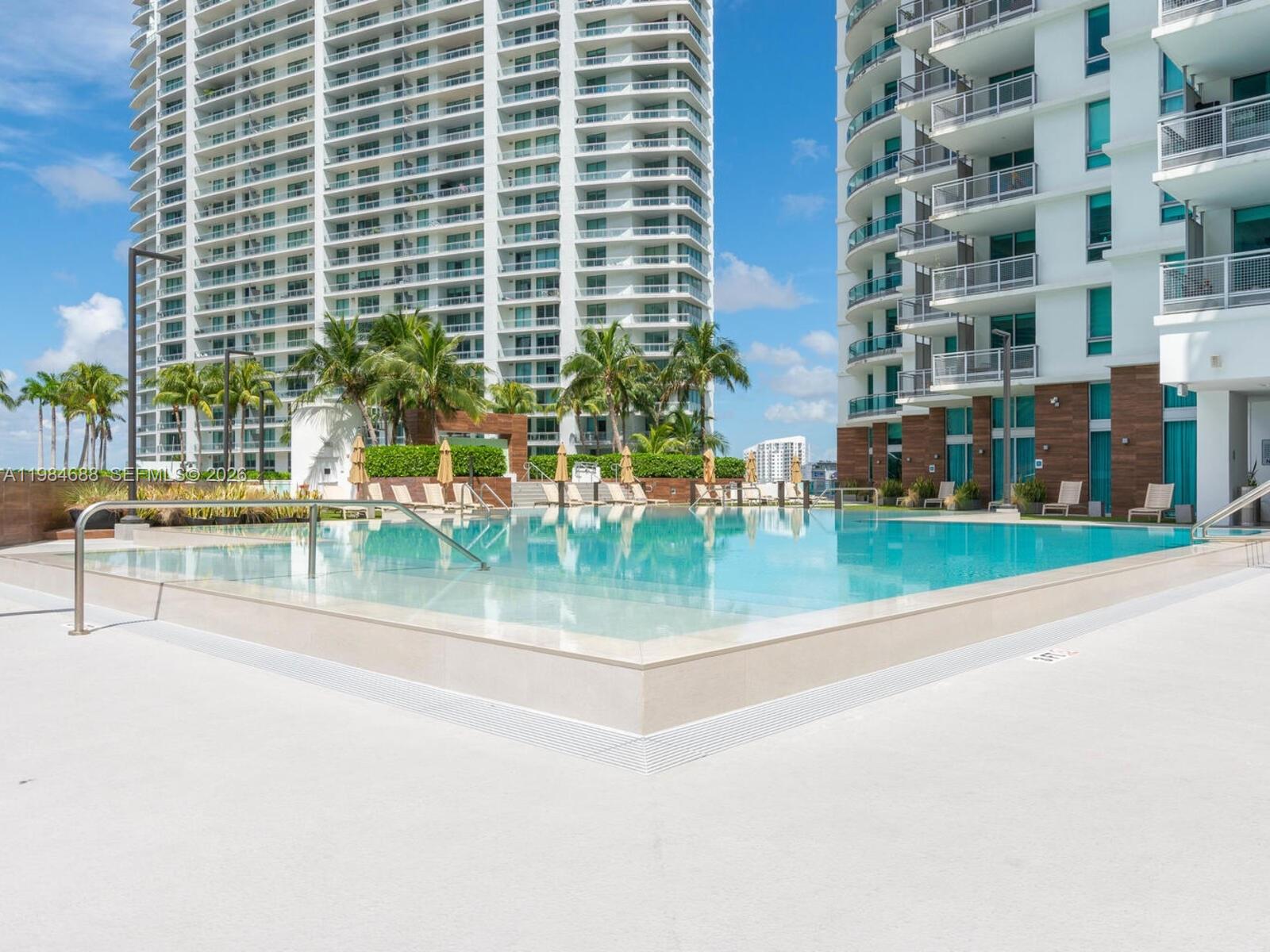 350 S Miami Ave #1409, Miami FL 33130