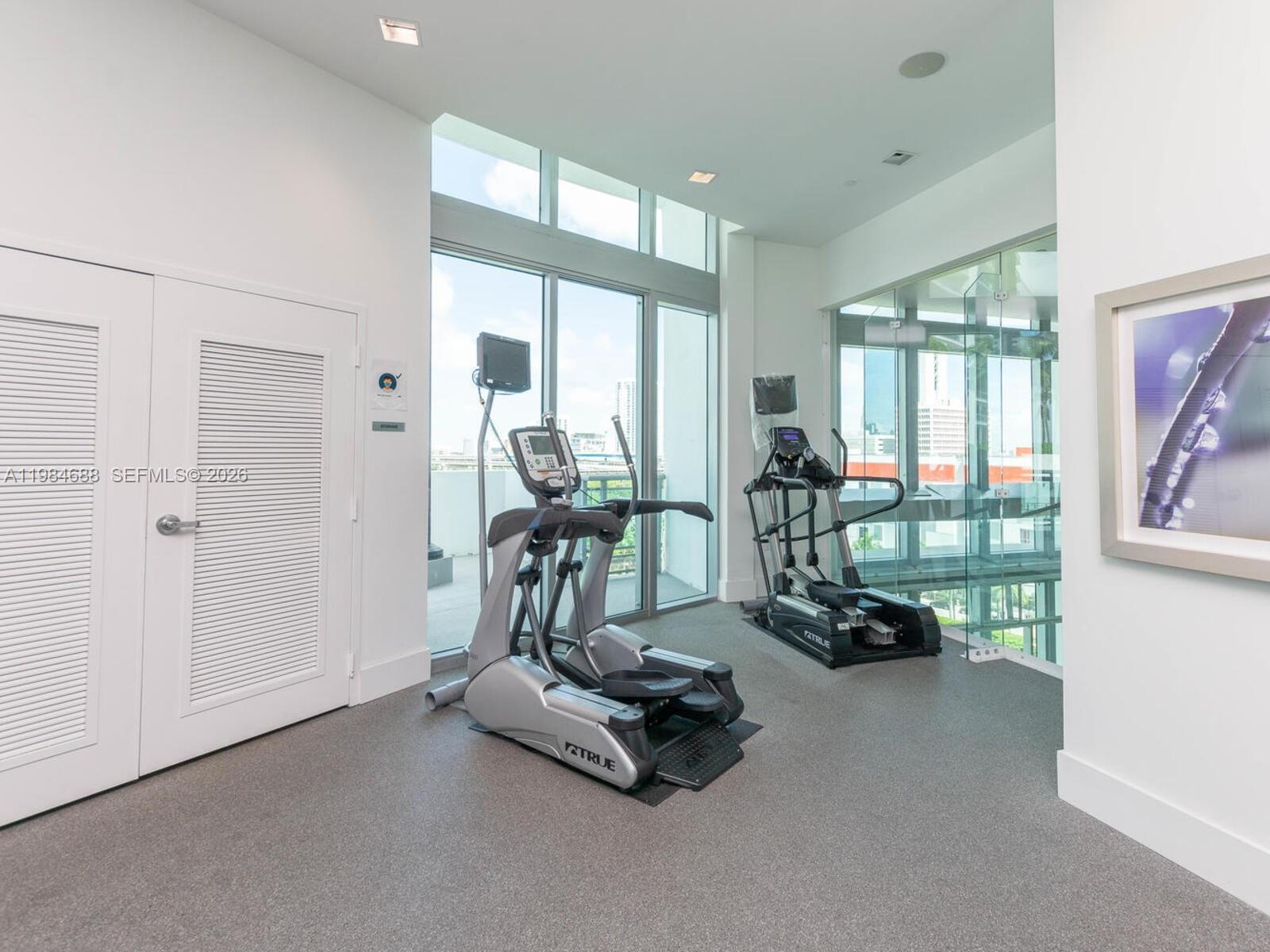 350 S Miami Ave #1409, Miami FL 33130