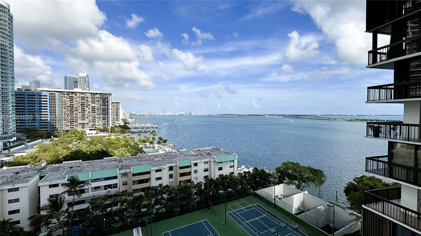 2333 Brickell Ave #1009, Miami FL 33129