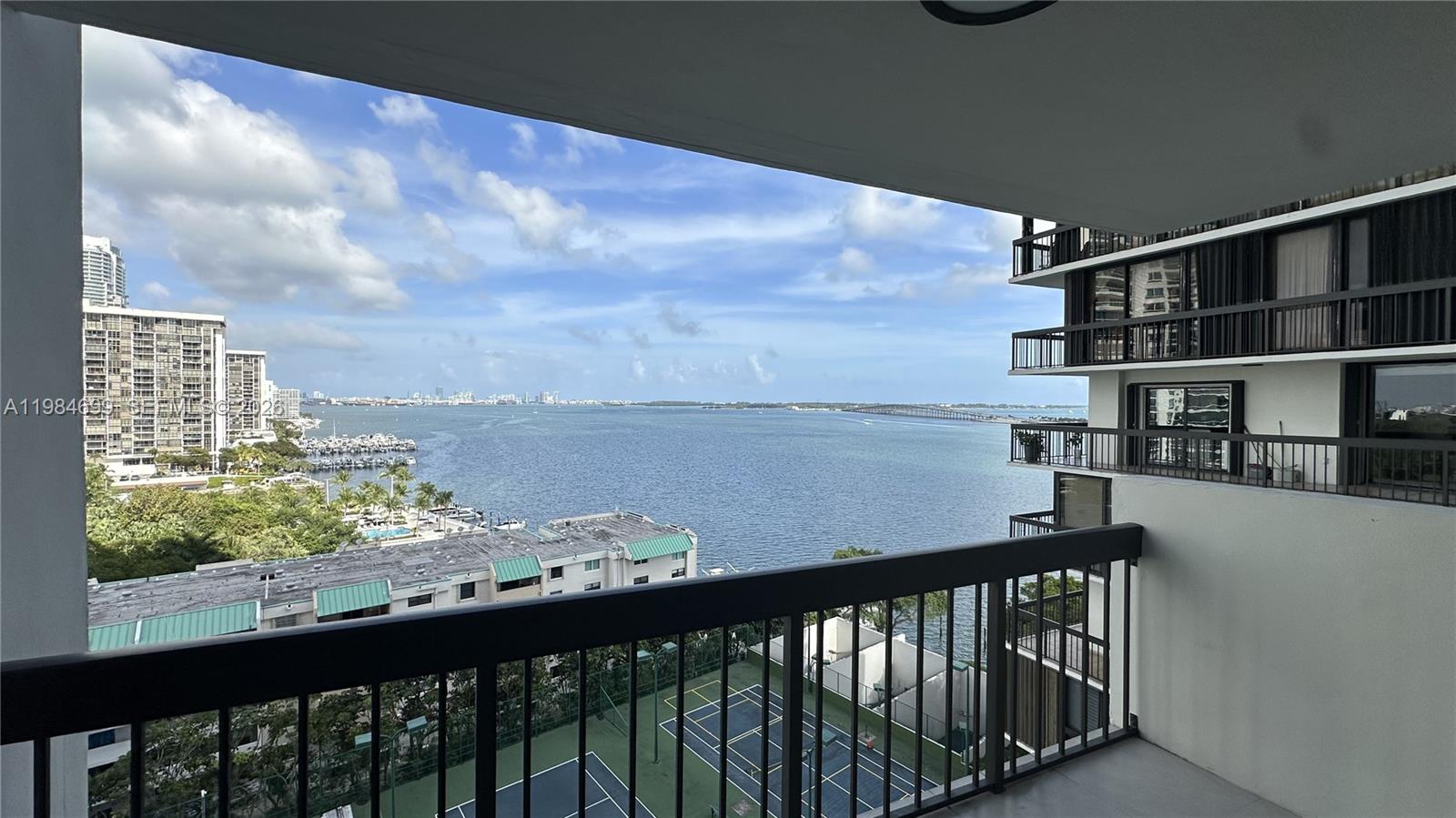 2333 Brickell Ave #1009, Miami FL 33129