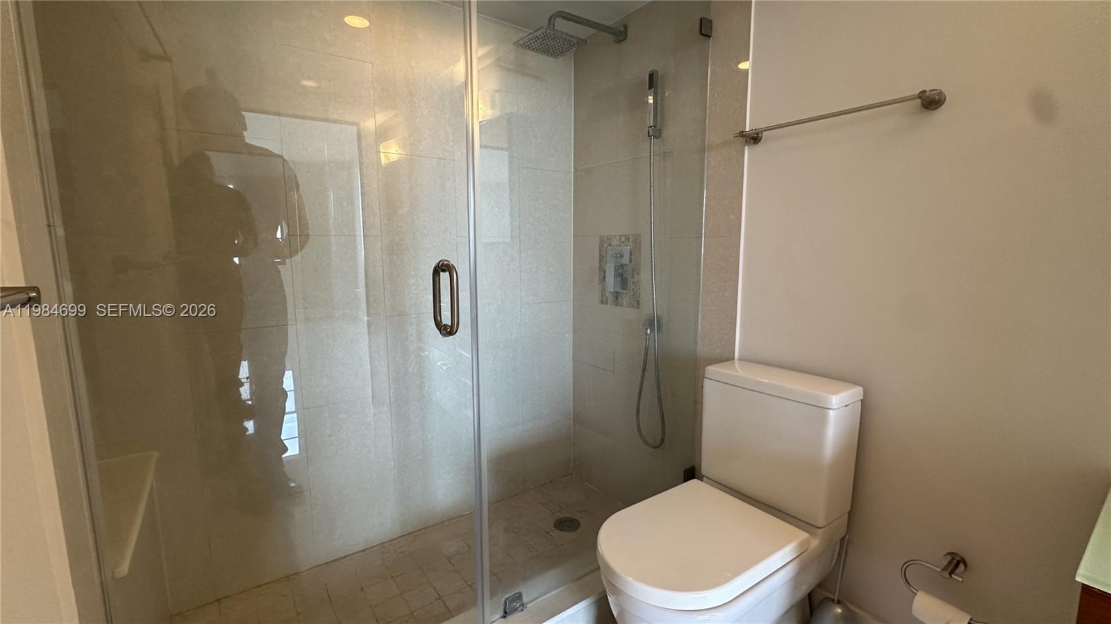 2333 Brickell Ave #1009, Miami FL 33129