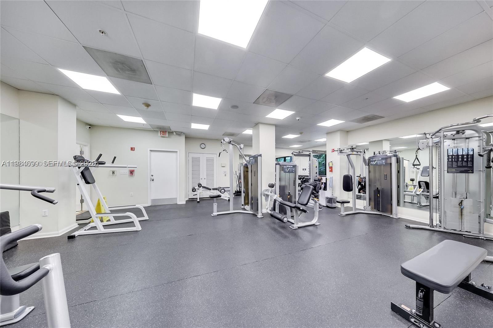 2333 Brickell Ave #1009, Miami FL 33129