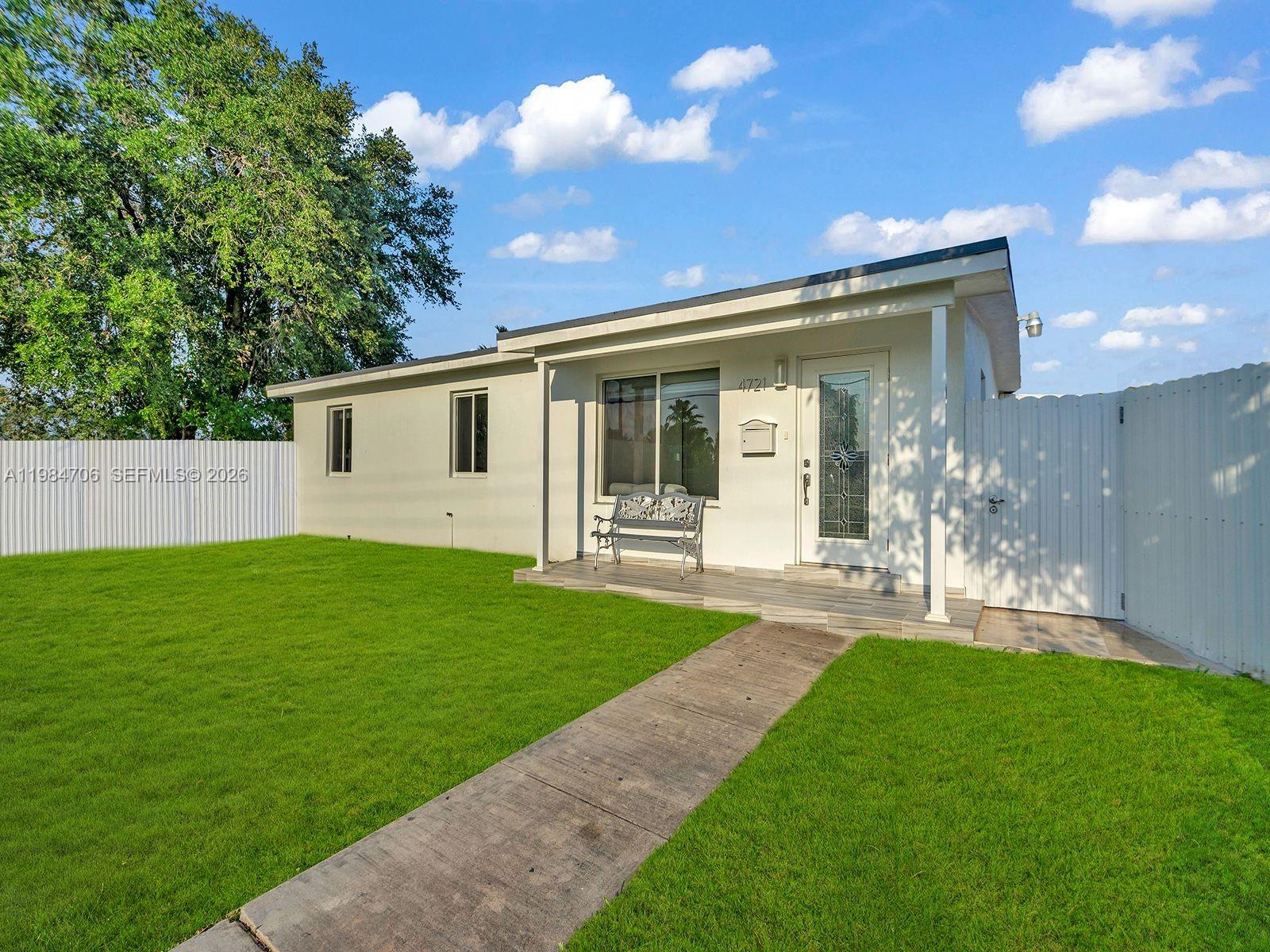 4721 SW 108th Ave, Miami FL 33165