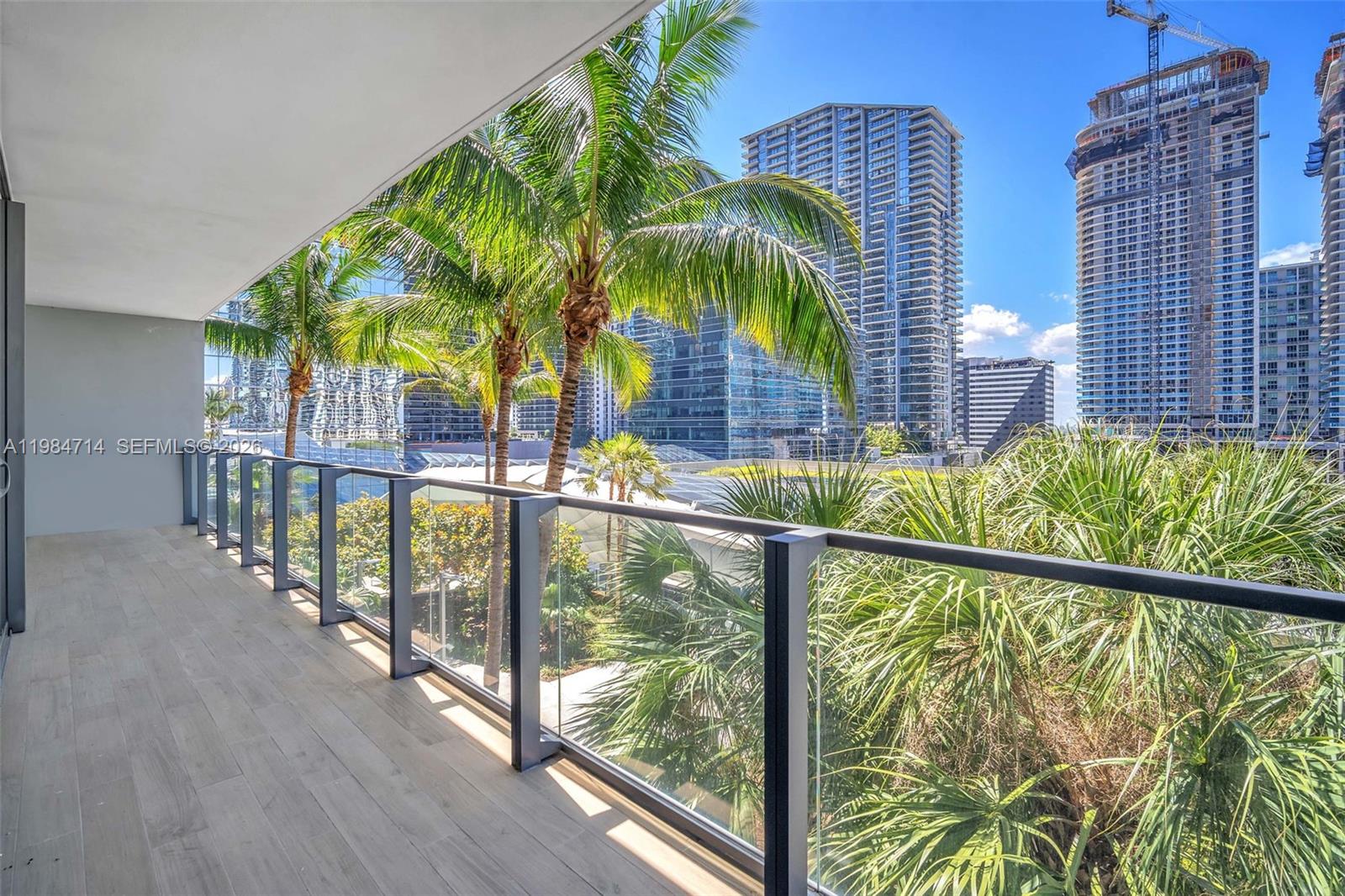 68 SE 6th St #806, Miami FL 33131
