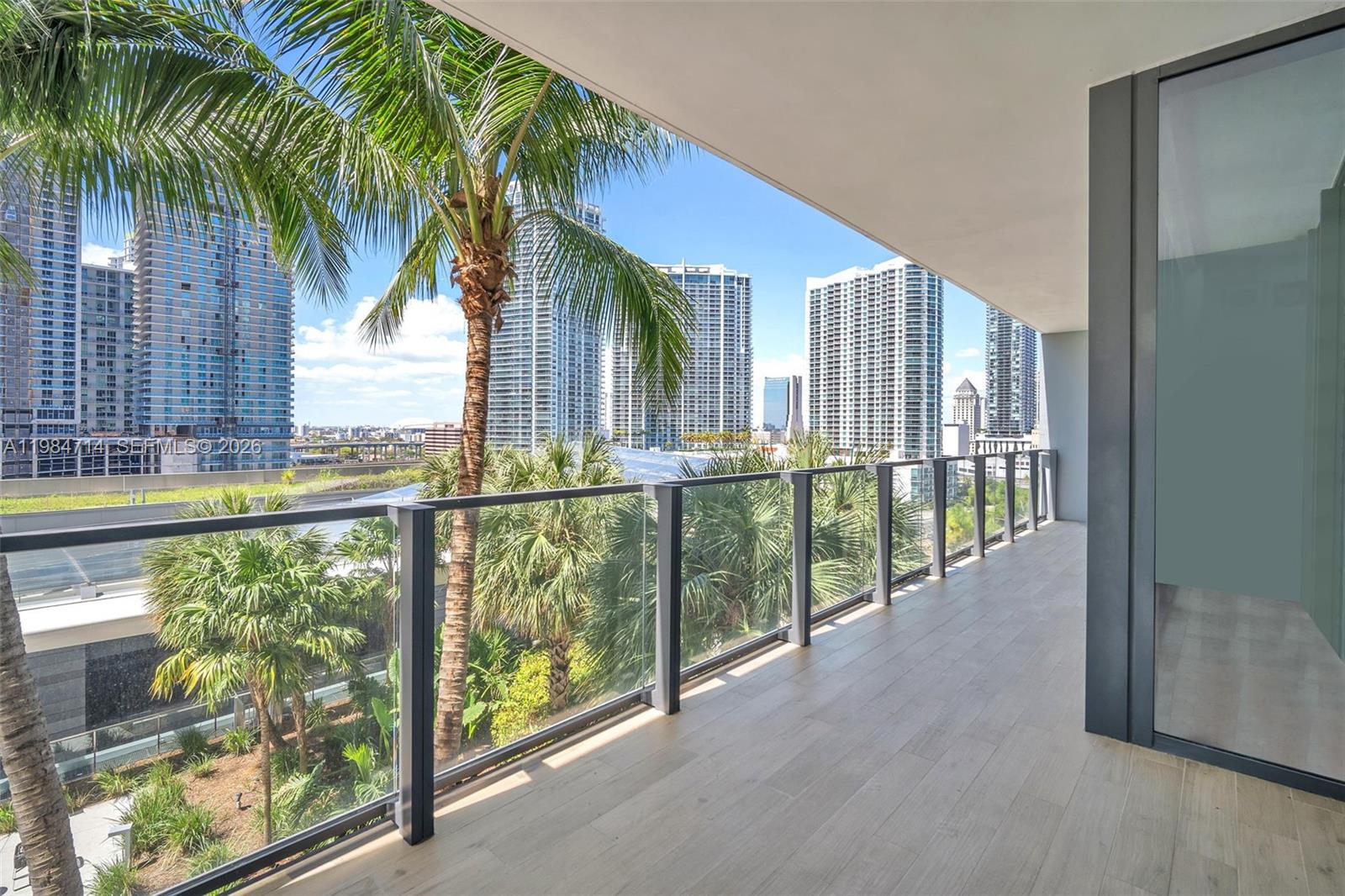 68 SE 6th St #806, Miami FL 33131