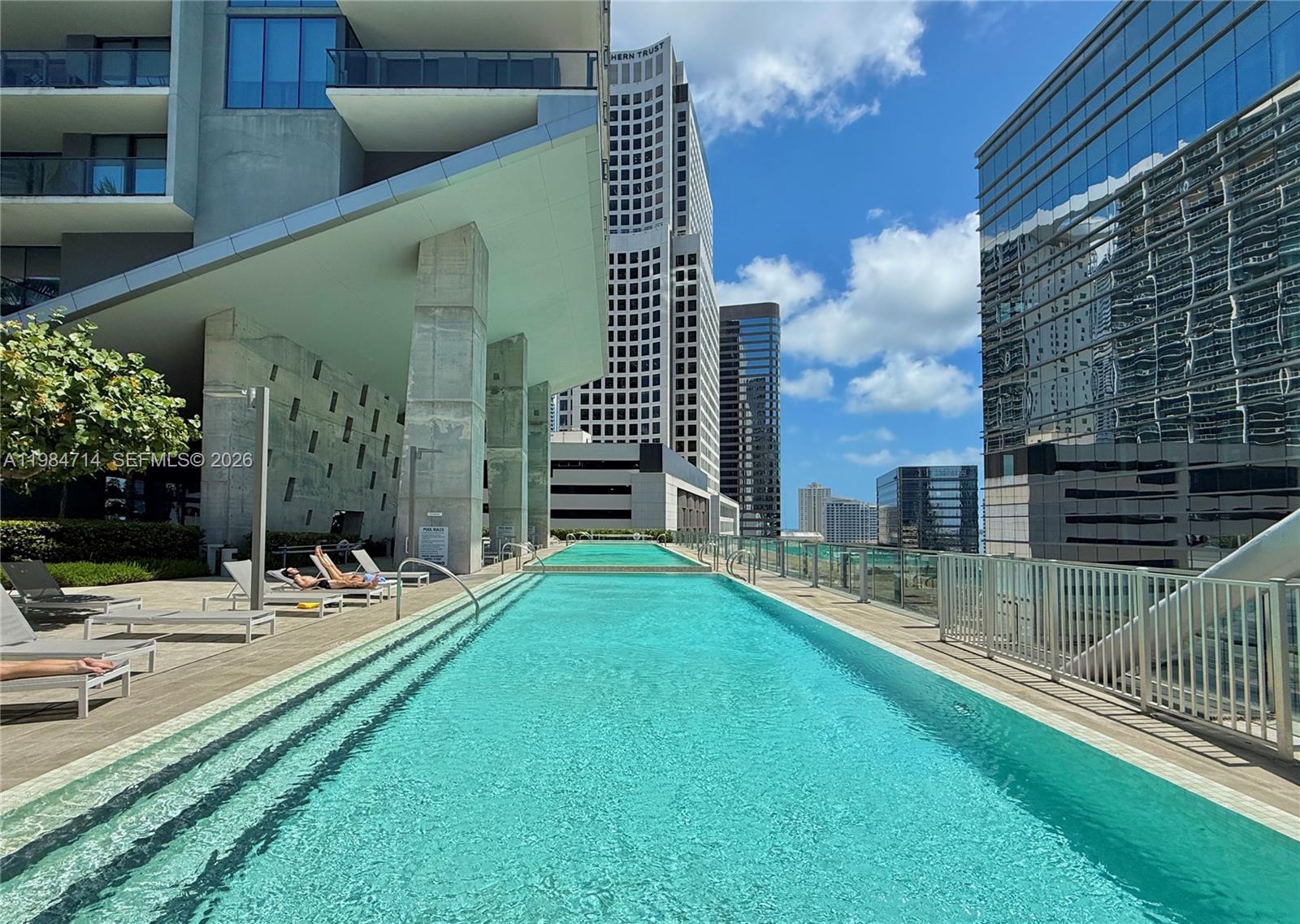 68 SE 6th St #806, Miami FL 33131