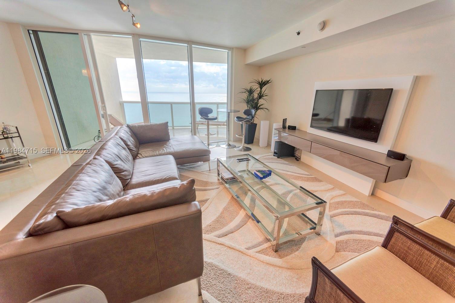 17201 Collins Ave #2104, Sunny Isles Beach FL 33160