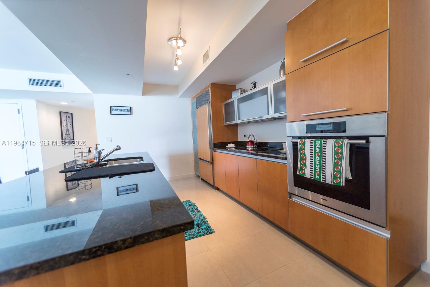17201 Collins Ave #2104, Sunny Isles Beach FL 33160