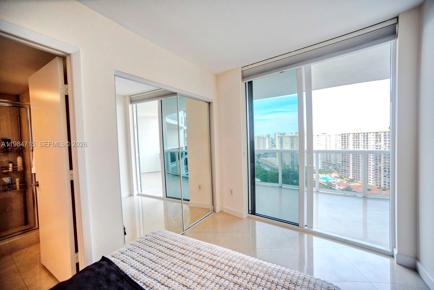 17201 Collins Ave #2104, Sunny Isles Beach FL 33160