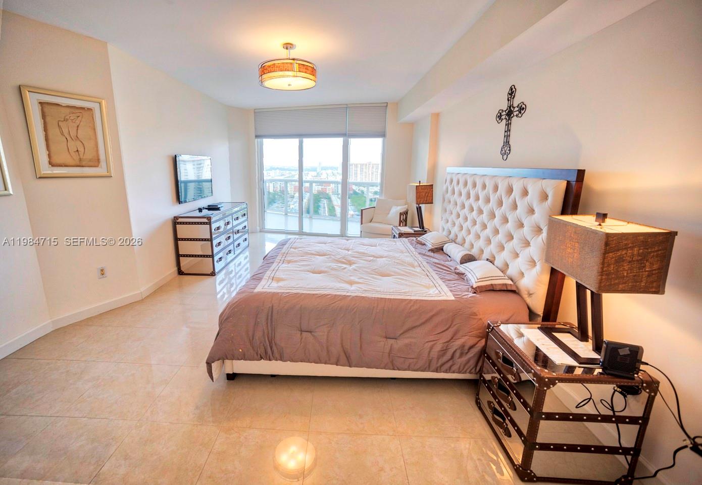 17201 Collins Ave #2104, Sunny Isles Beach FL 33160