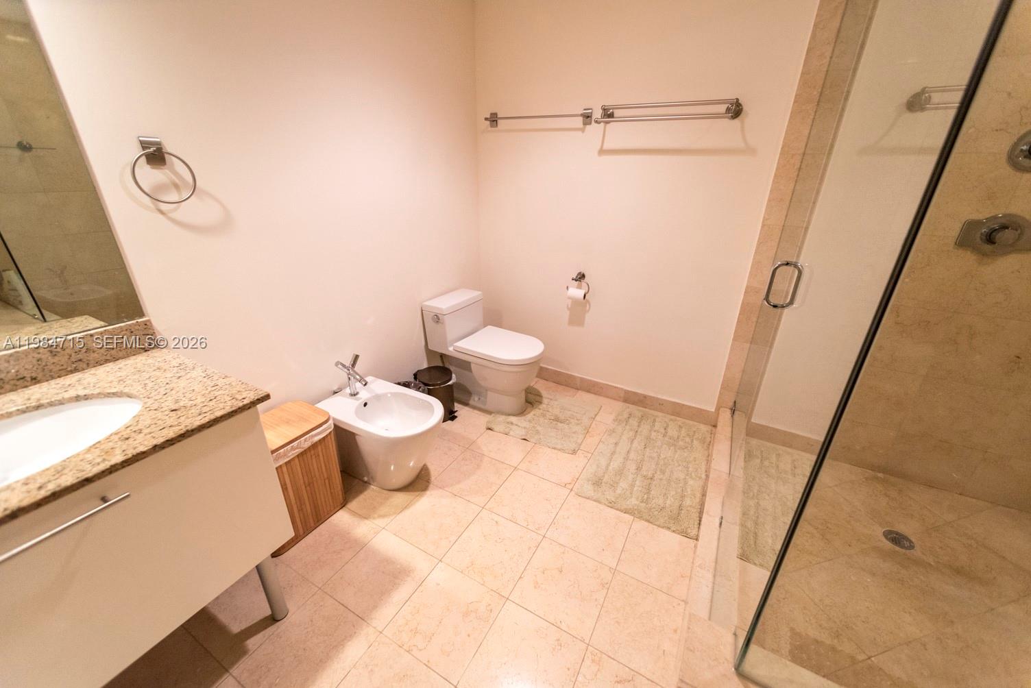 17201 Collins Ave #2104, Sunny Isles Beach FL 33160