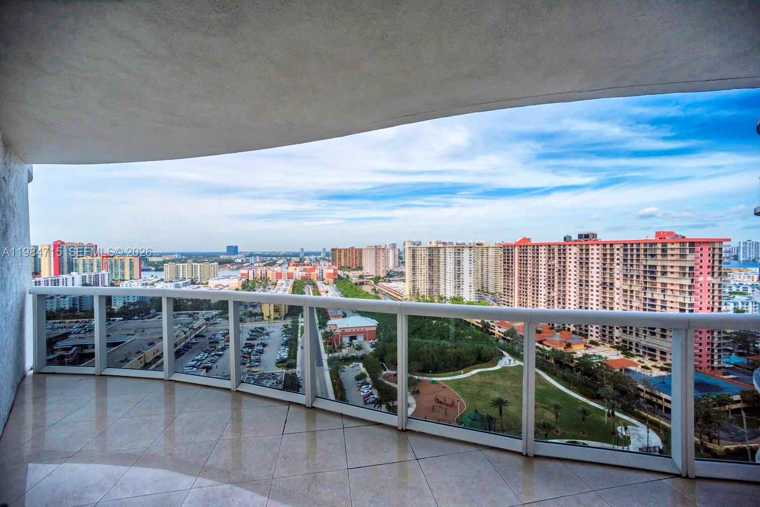 17201 Collins Ave #2104, Sunny Isles Beach FL 33160