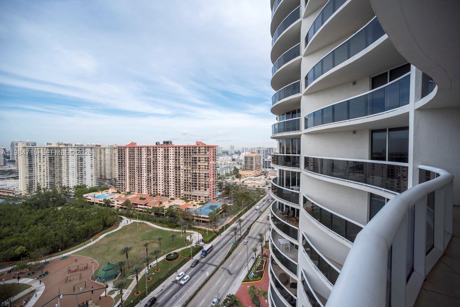 17201 Collins Ave #2104, Sunny Isles Beach FL 33160