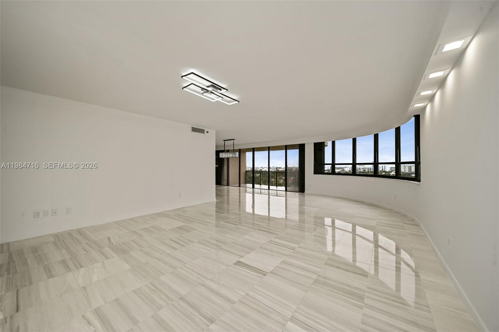 10175 Collins Ave #807, Bal Harbour FL 33154