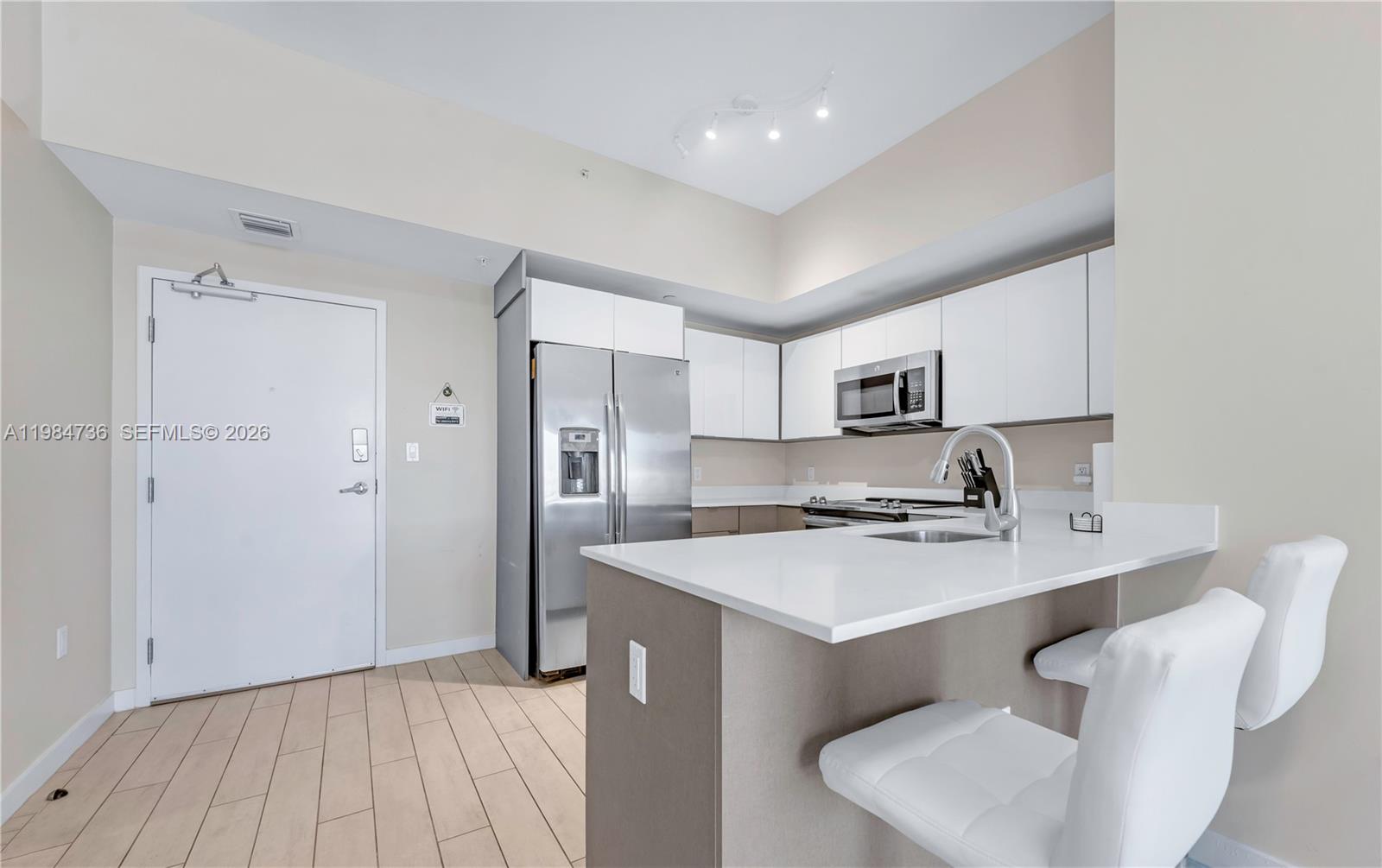 321 NE 26th St #803, Miami FL 33137