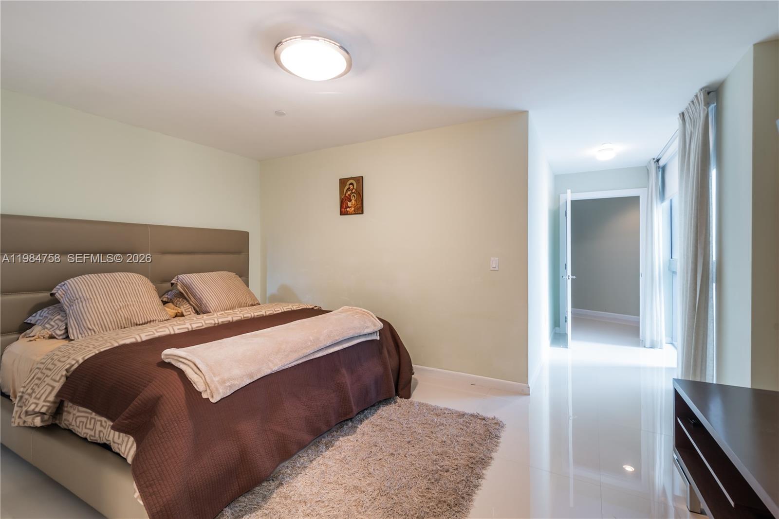 2950 NE 188th ST #504, Aventura FL 33180