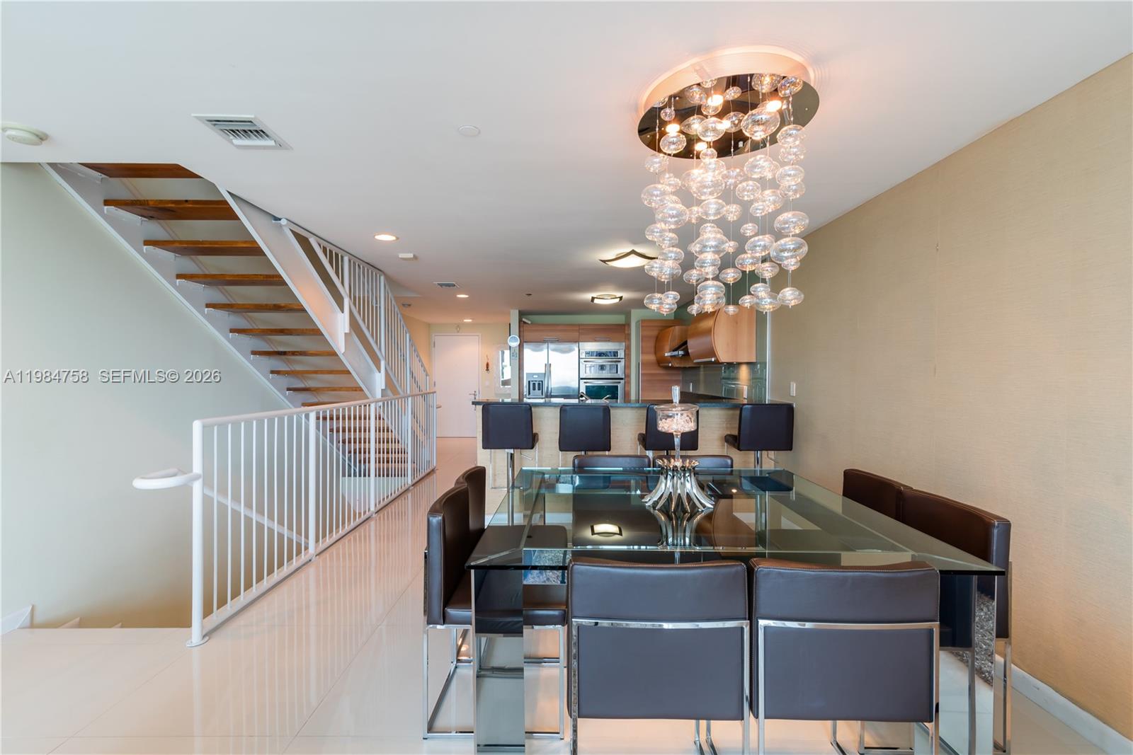 2950 NE 188th ST #504, Aventura FL 33180