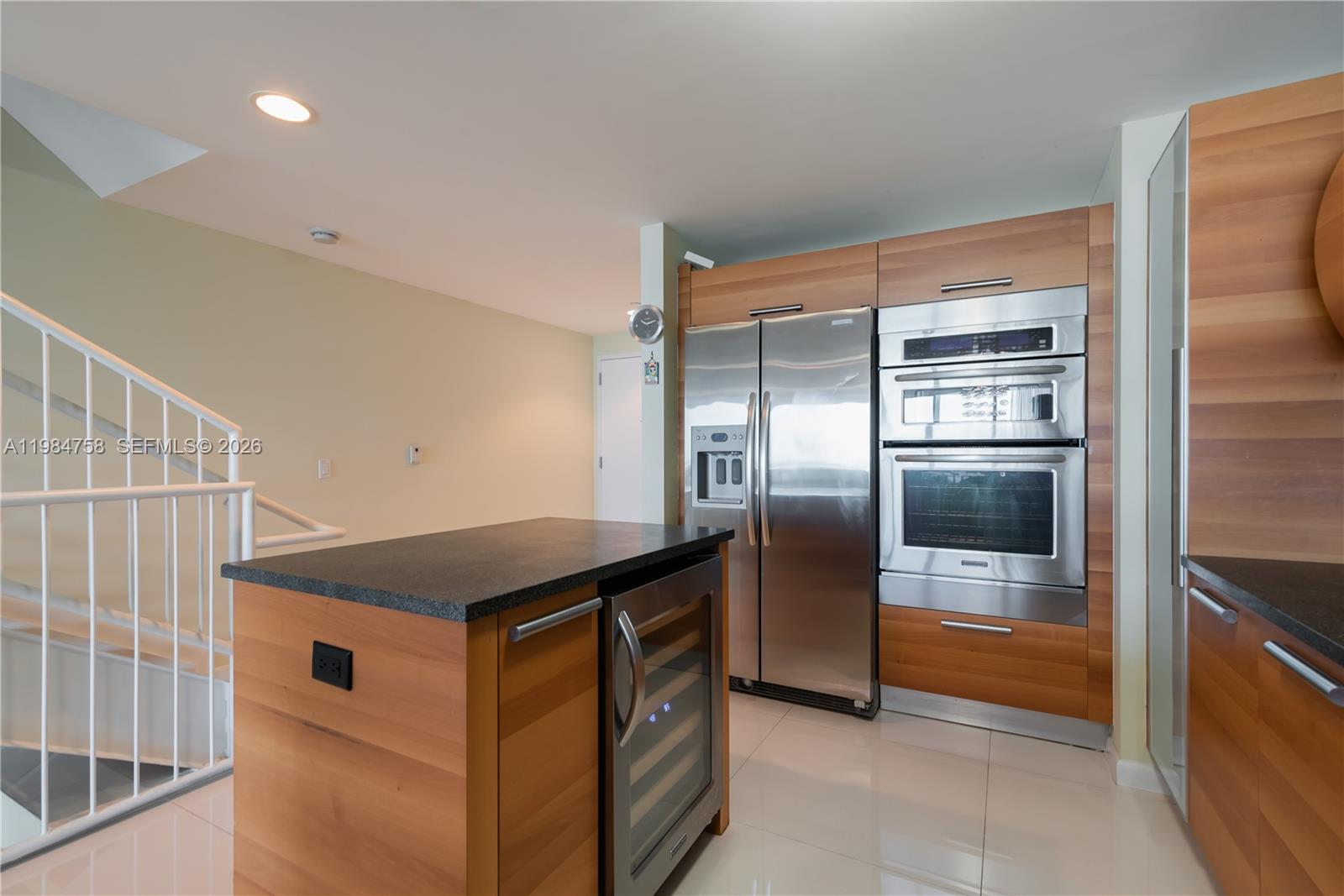 2950 NE 188th ST #504, Aventura FL 33180