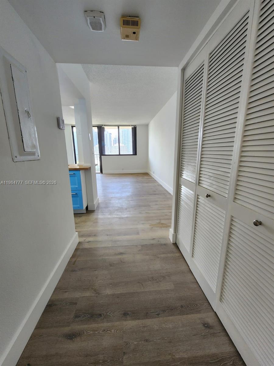 520 Brickell Key Dr #A1517, Miami FL 33131