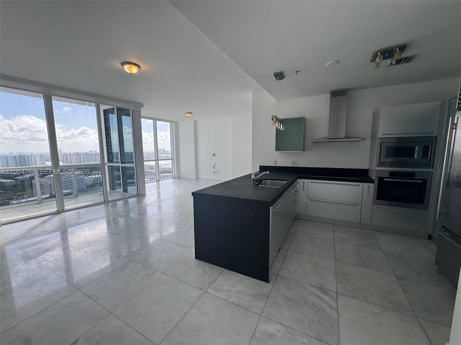 18201 Collins Ave #3505, Sunny Isles Beach FL 33160
