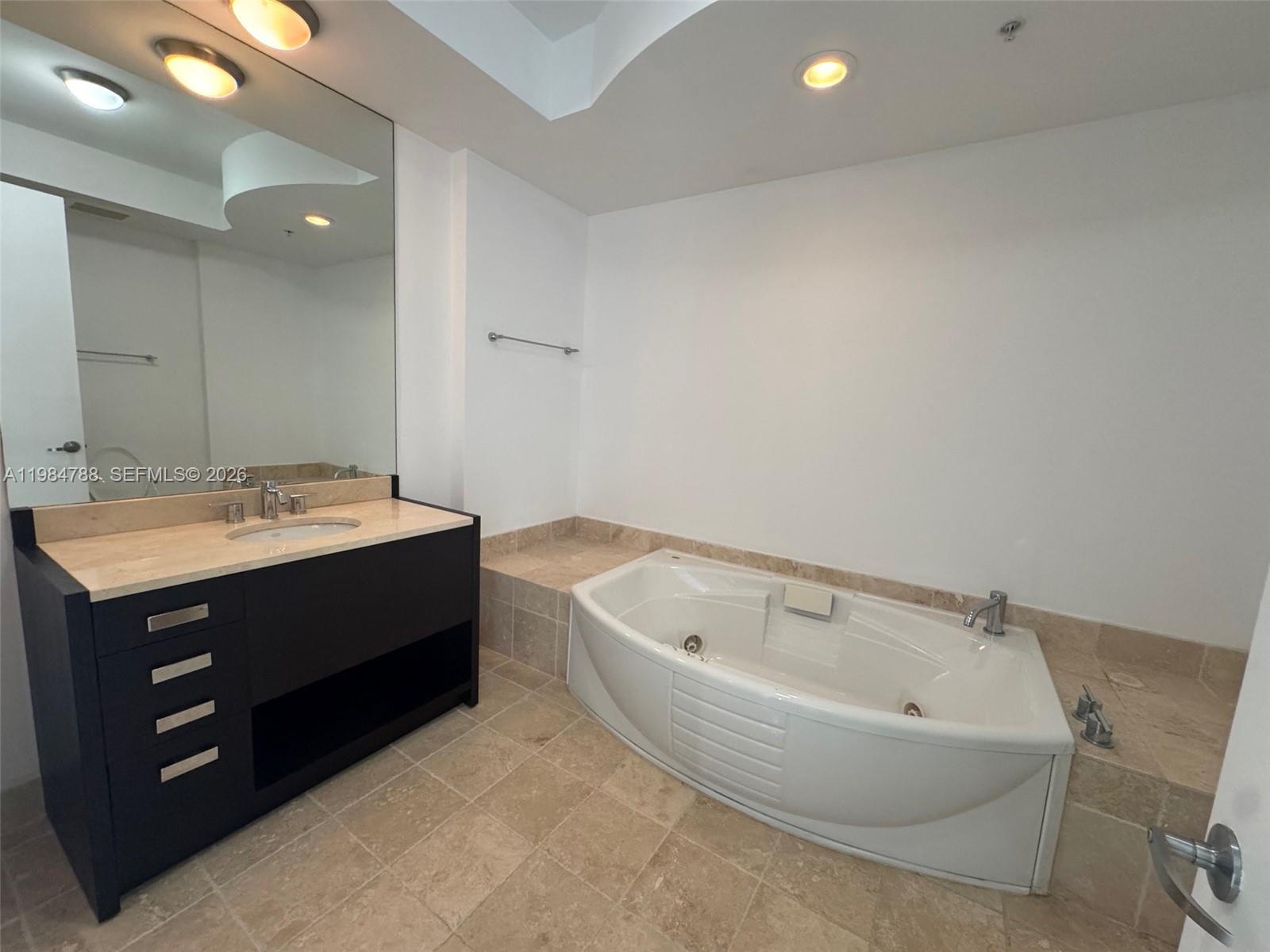 18201 Collins Ave #3505, Sunny Isles Beach FL 33160