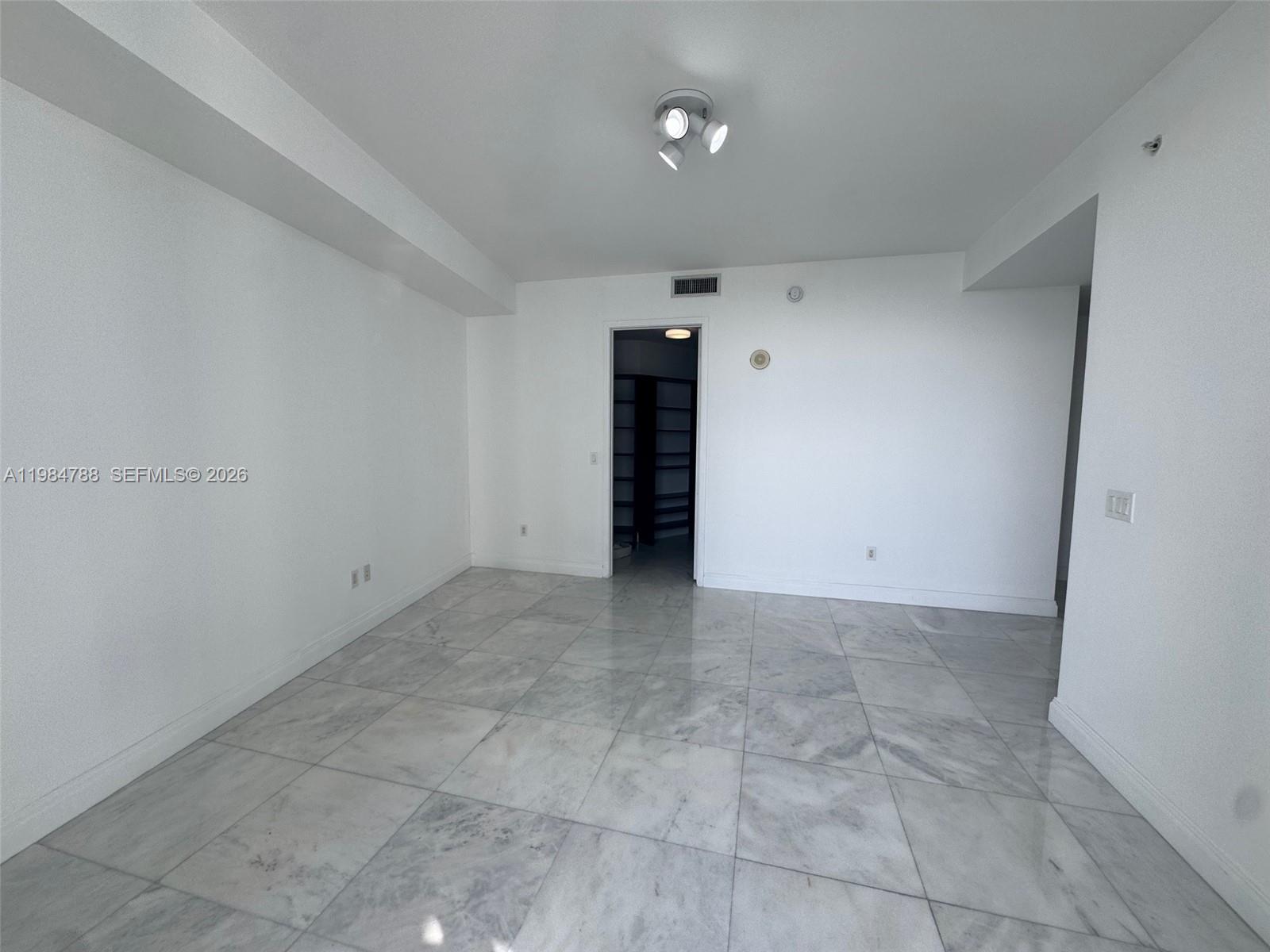 18201 Collins Ave #3505, Sunny Isles Beach FL 33160